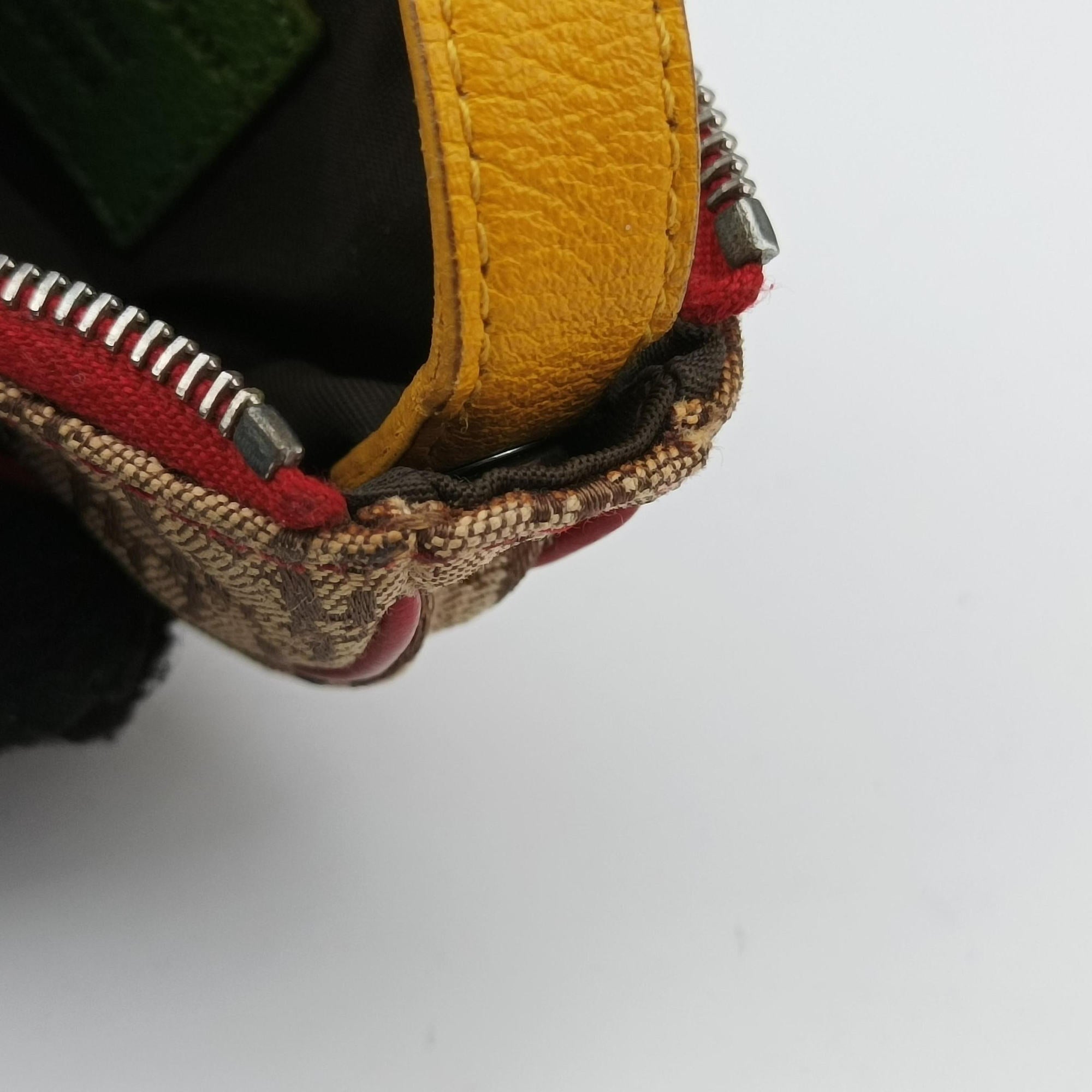 Secondhand Christian Dior rasta coin pouch beige×Red×Multicolor Jacquard×Leather  others | stylenewstar