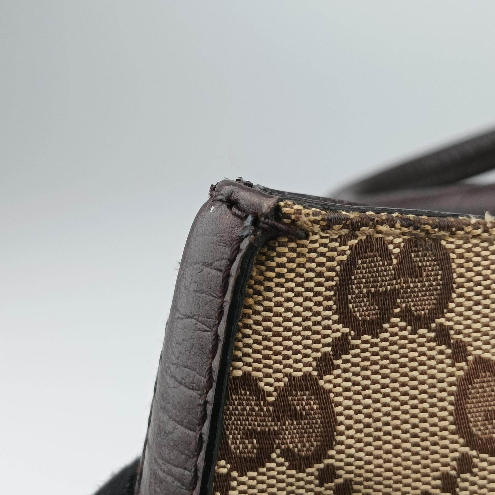 Pre-owned Gucci Horsebit Hasler beige×Brown canvas×leather 137385 handbag | stylenewstar