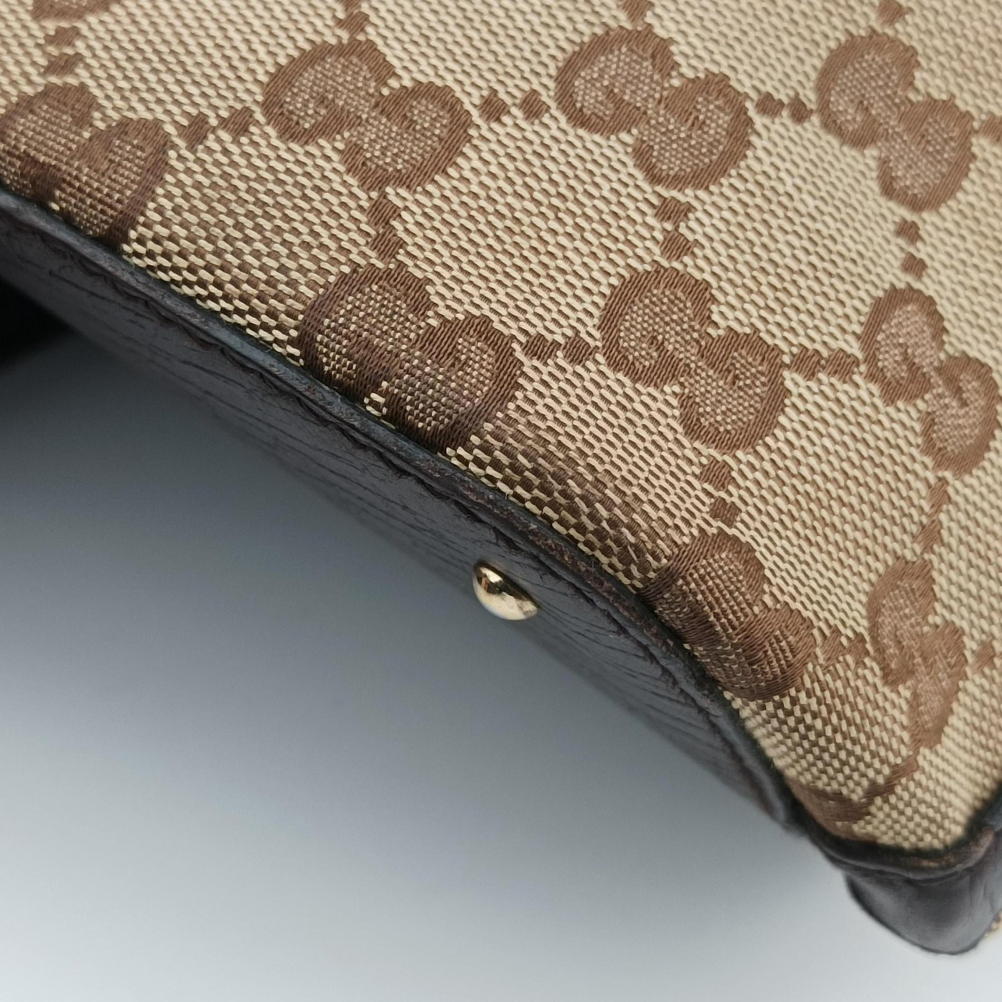 Pre-owned Gucci Horsebit Hasler beige×Brown canvas×leather 137385 handbag | stylenewstar