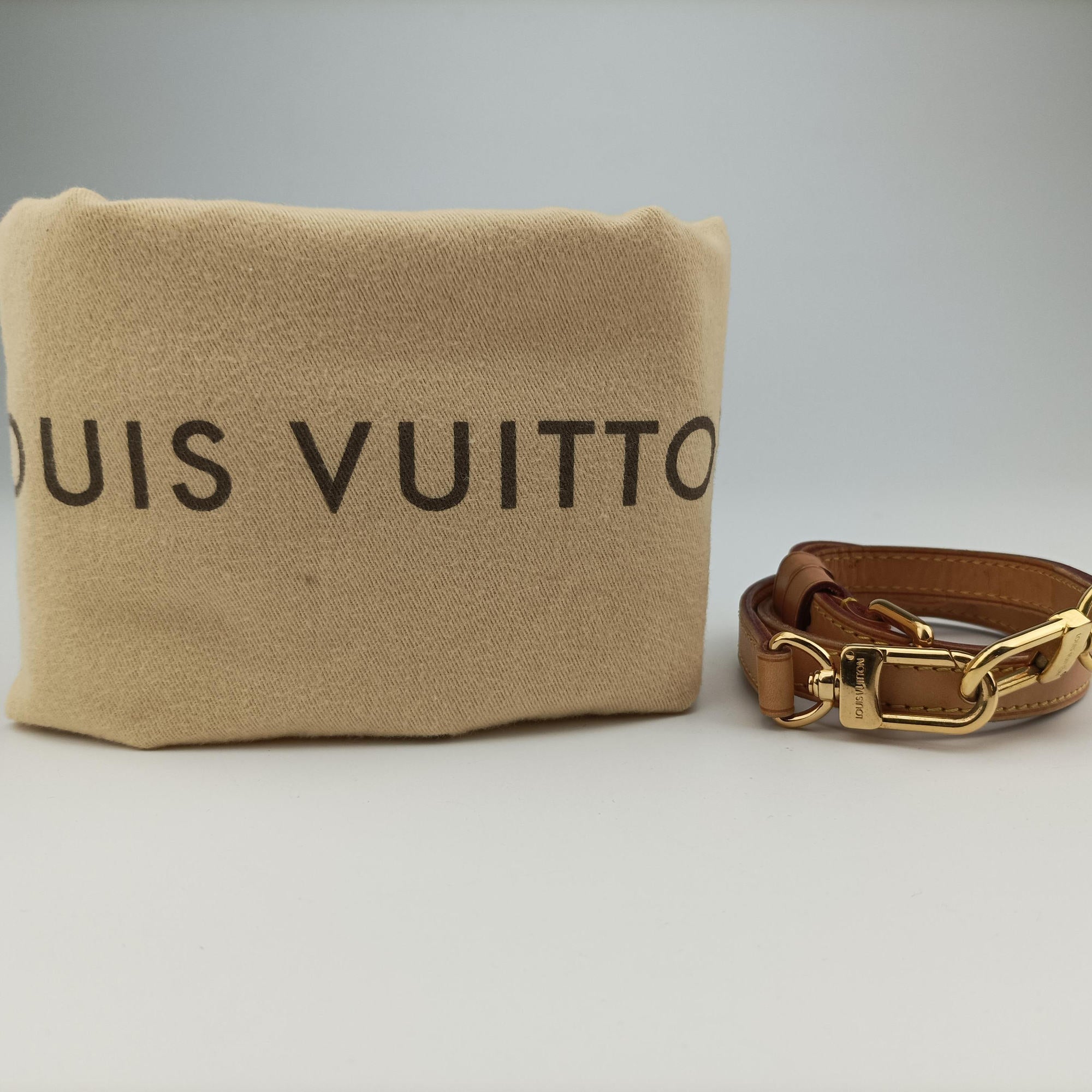 Pre-owned Louis Vuitton Brea MM Broncorail Vernis M91456 shoulderbag | stylenewstar