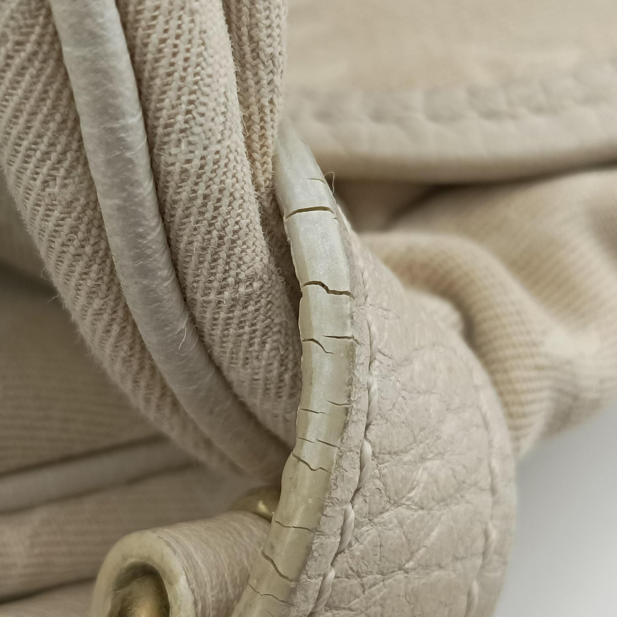 Secondhand Louis Vuitton Saumur 30 Dune Monogram Mini Lin LineCanvas M95314 shoulderbag | stylenewstar