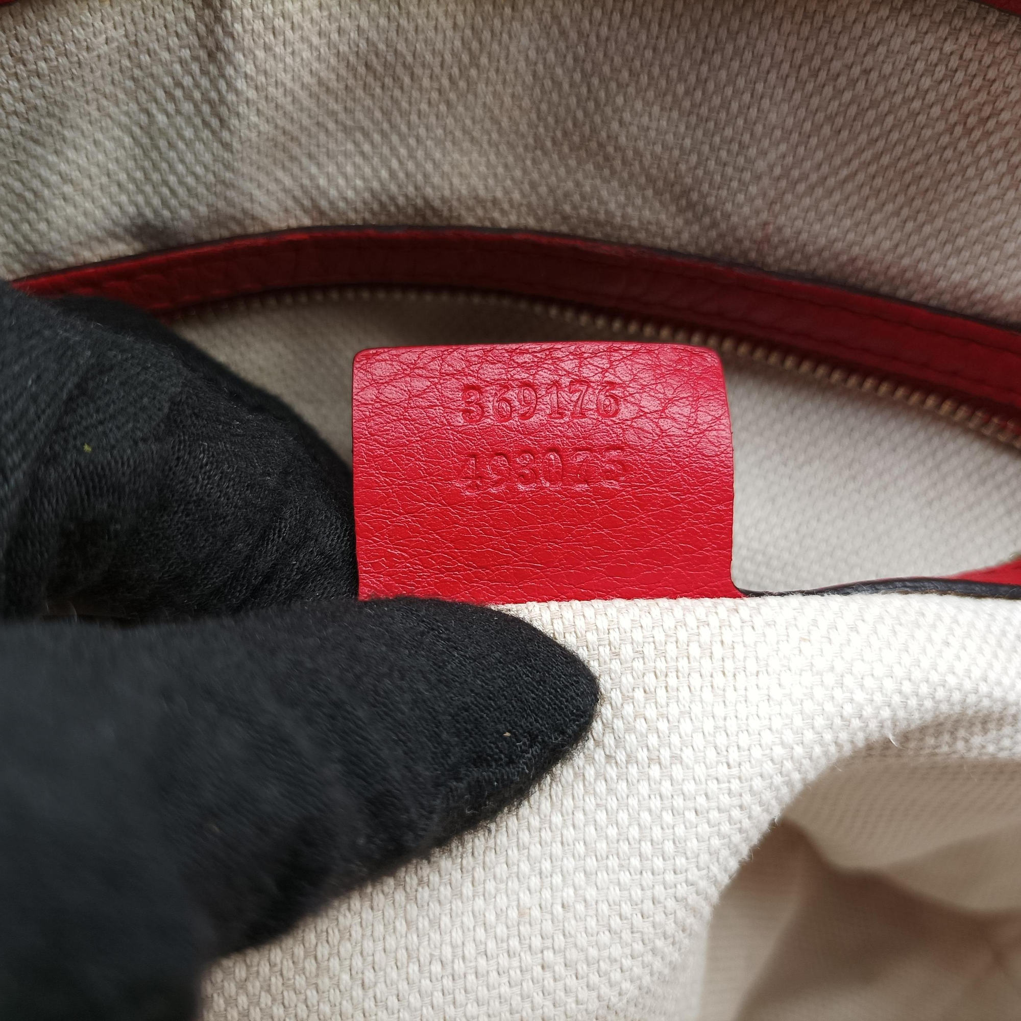 Pre-owned Gucci Soho Red Leather 369176 shoulderbag | stylenewstar