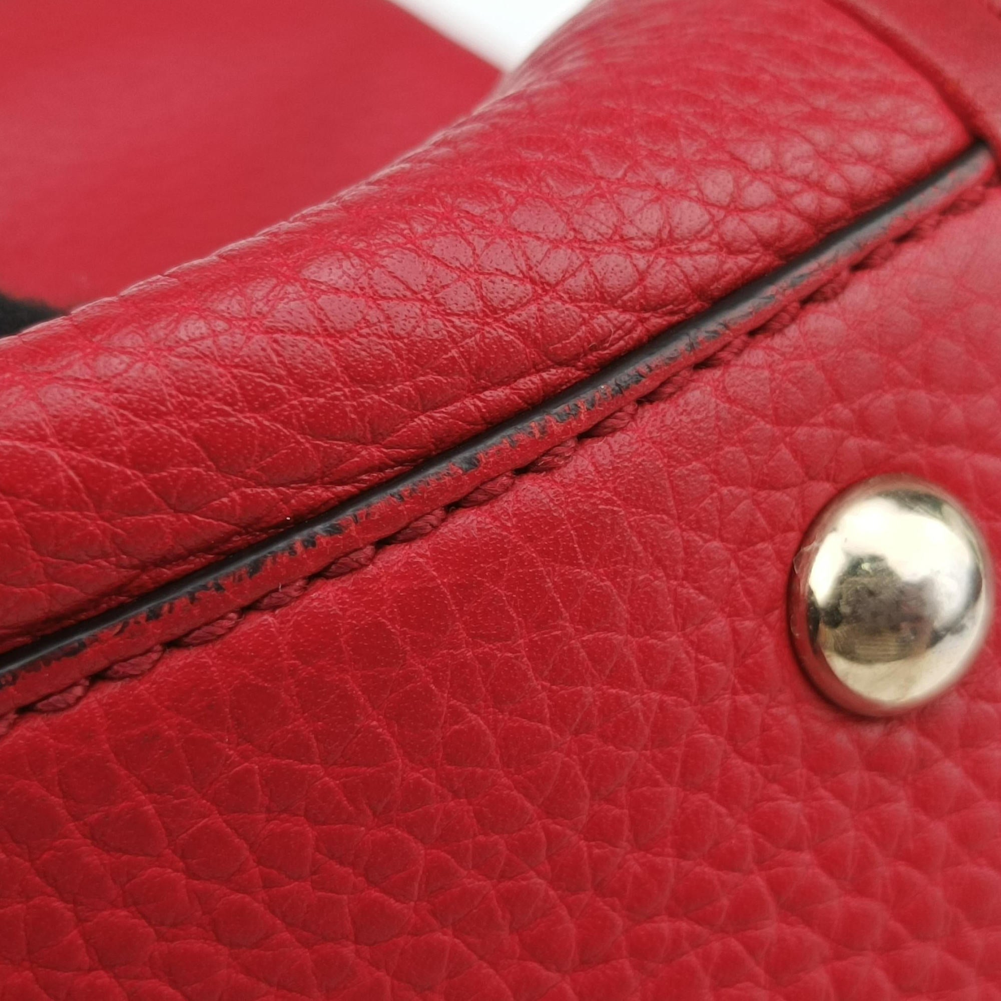 Pre-owned Gucci Soho Red Leather 369176 shoulderbag | stylenewstar