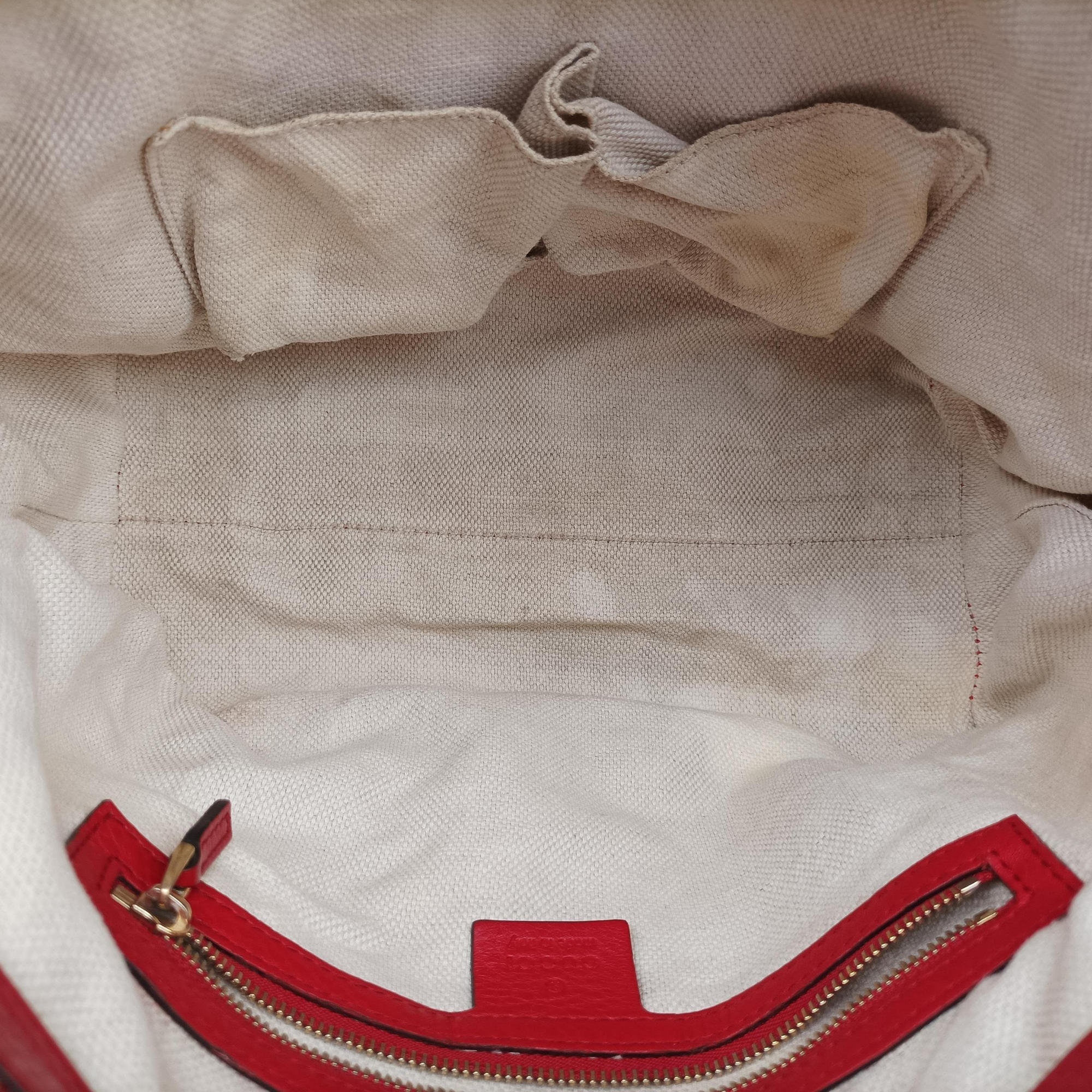 Pre-owned Gucci Soho Red Leather 369176 shoulderbag | stylenewstar