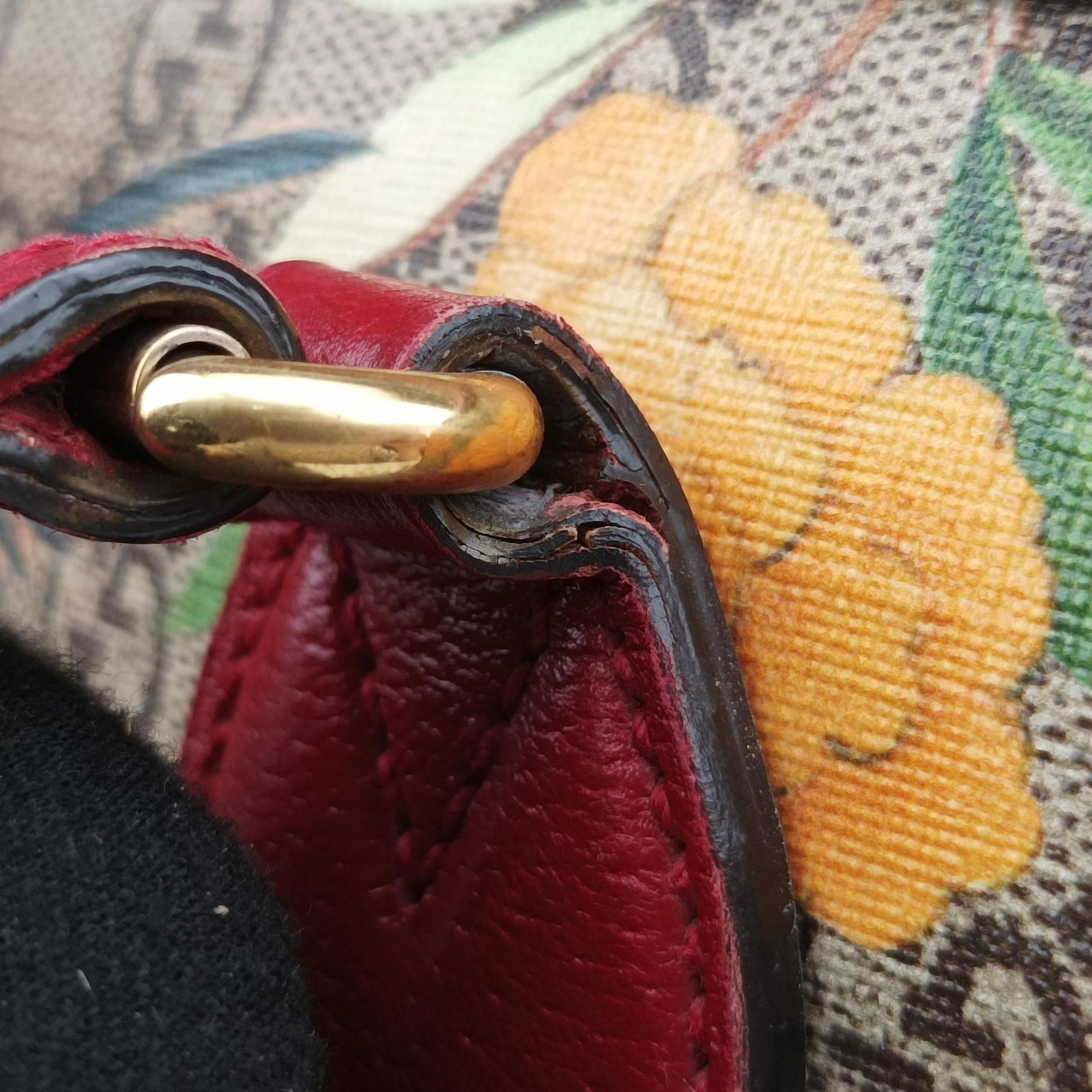 Pre-owned Gucci GG SUPREME Beige × Dark Brown × Multi PVC coated canvas×Leather 409529 shoulderbag | stylenewstar