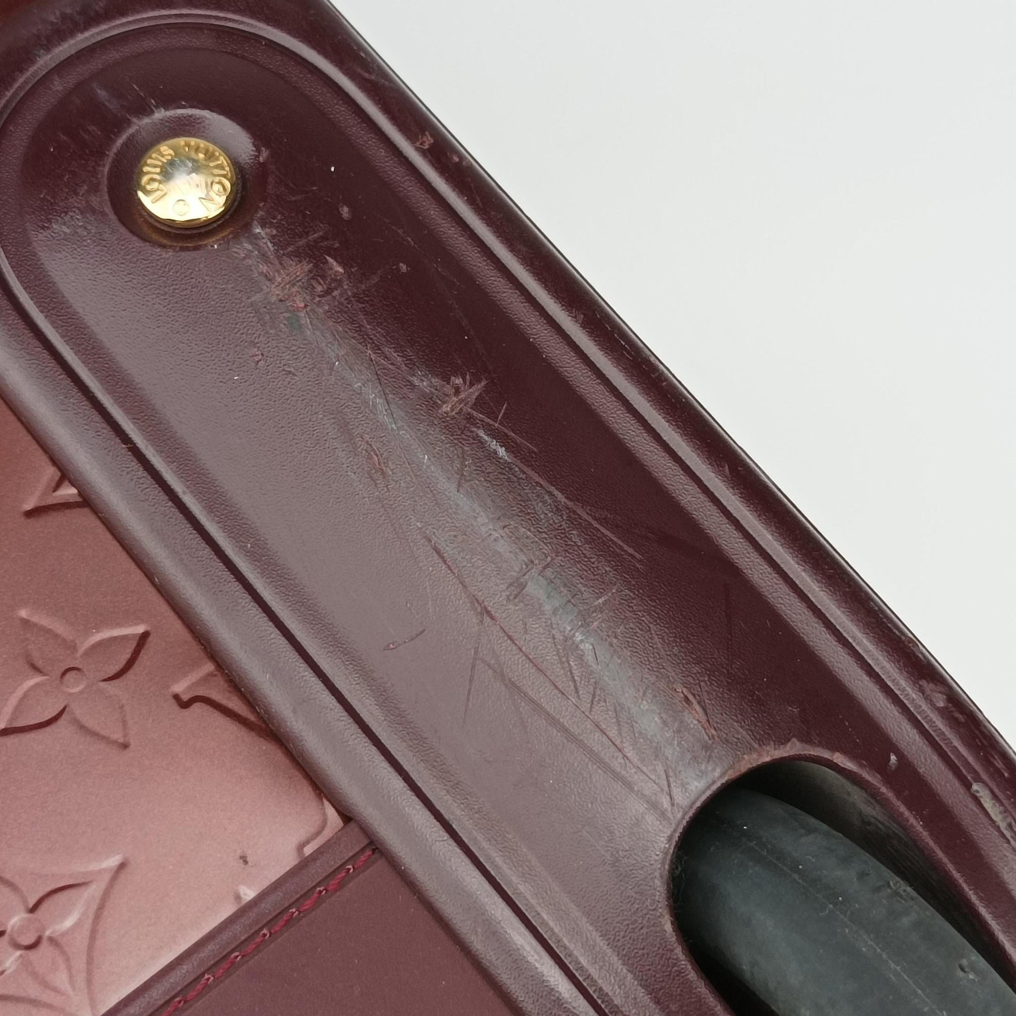 Pre-owned Louis Vuitton Pegase 45 ROUGE FAUVISTE Vernis M91419 suitcase | stylenewstar