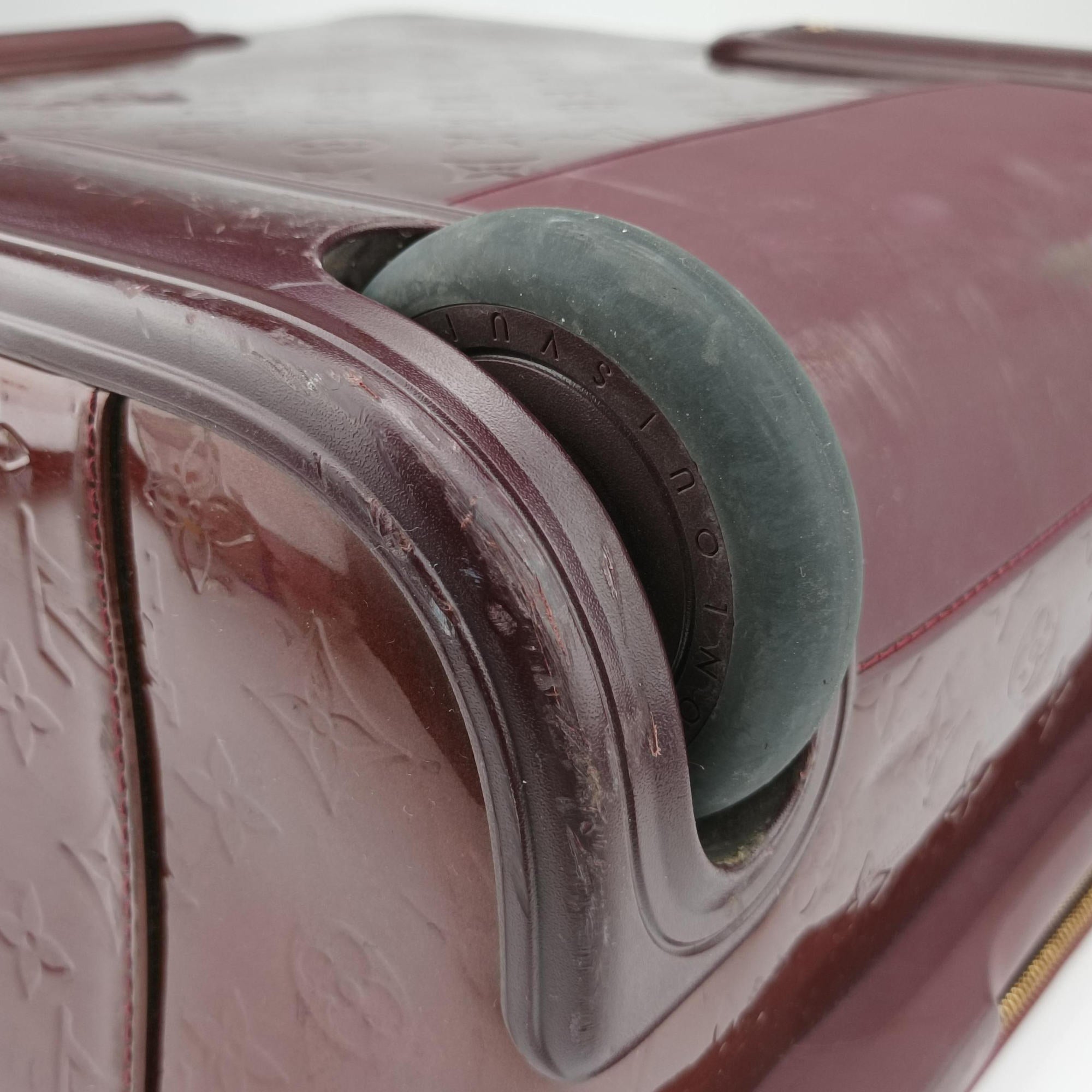 Pre-owned Louis Vuitton Pegase 45 ROUGE FAUVISTE Vernis M91419 suitcase | stylenewstar