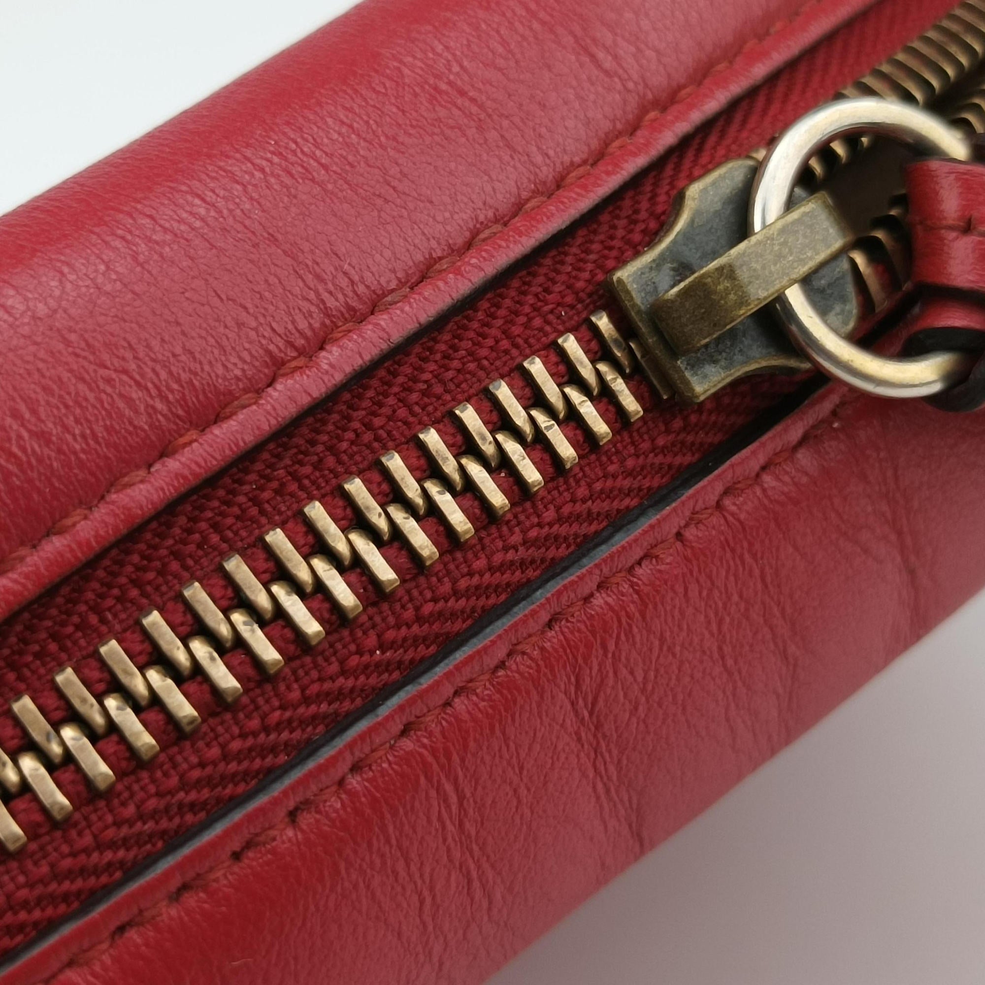 Pre-owned Gucci GG Marmont Red Leather 448065 shoulderbag | stylenewstar
