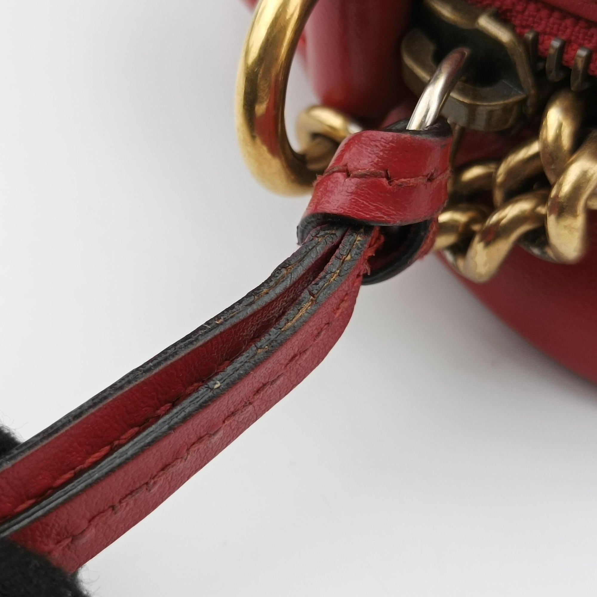 Pre-owned Gucci GG Marmont Red Leather 448065 shoulderbag | stylenewstar
