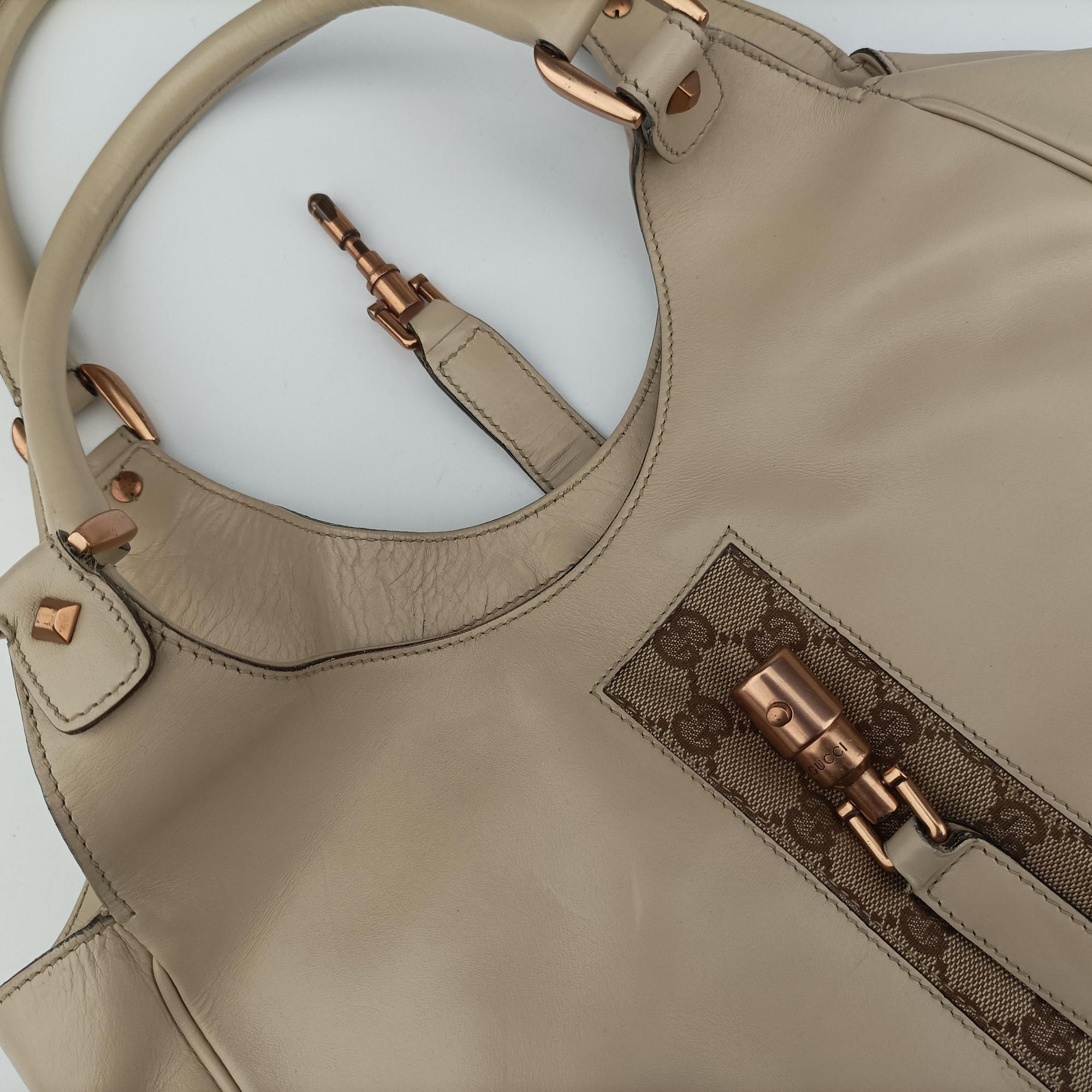 Pre-owned Gucci New Jackie White Leather×canvas 124407 handbag | stylenewstar
