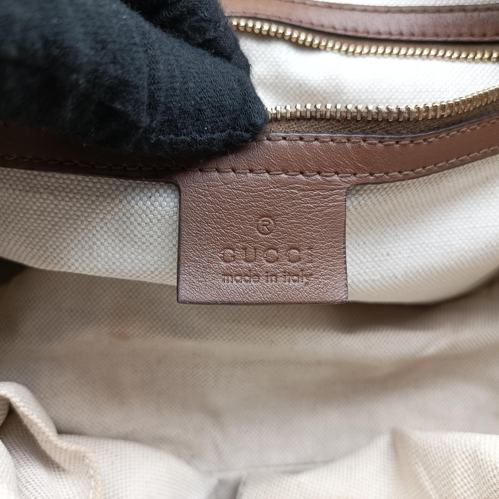 Pre-owned Gucci Sukey khaki×brown canvas × leather 336748 shoulderbag | stylenewstar