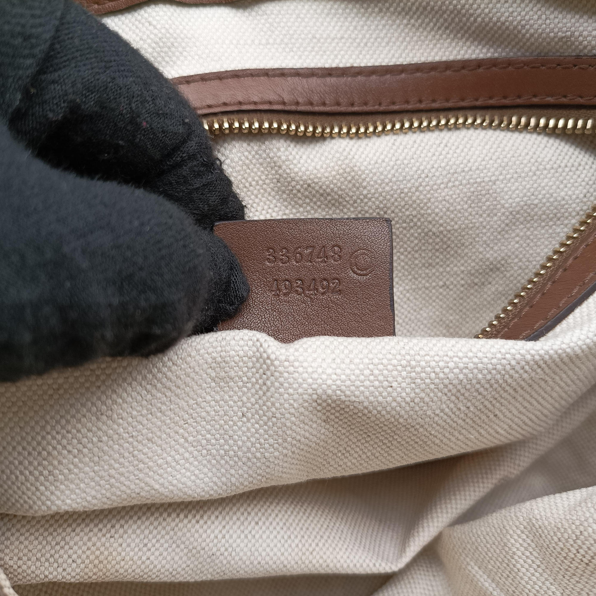 Pre-owned Gucci Sukey khaki×brown canvas × leather 336748 shoulderbag | stylenewstar