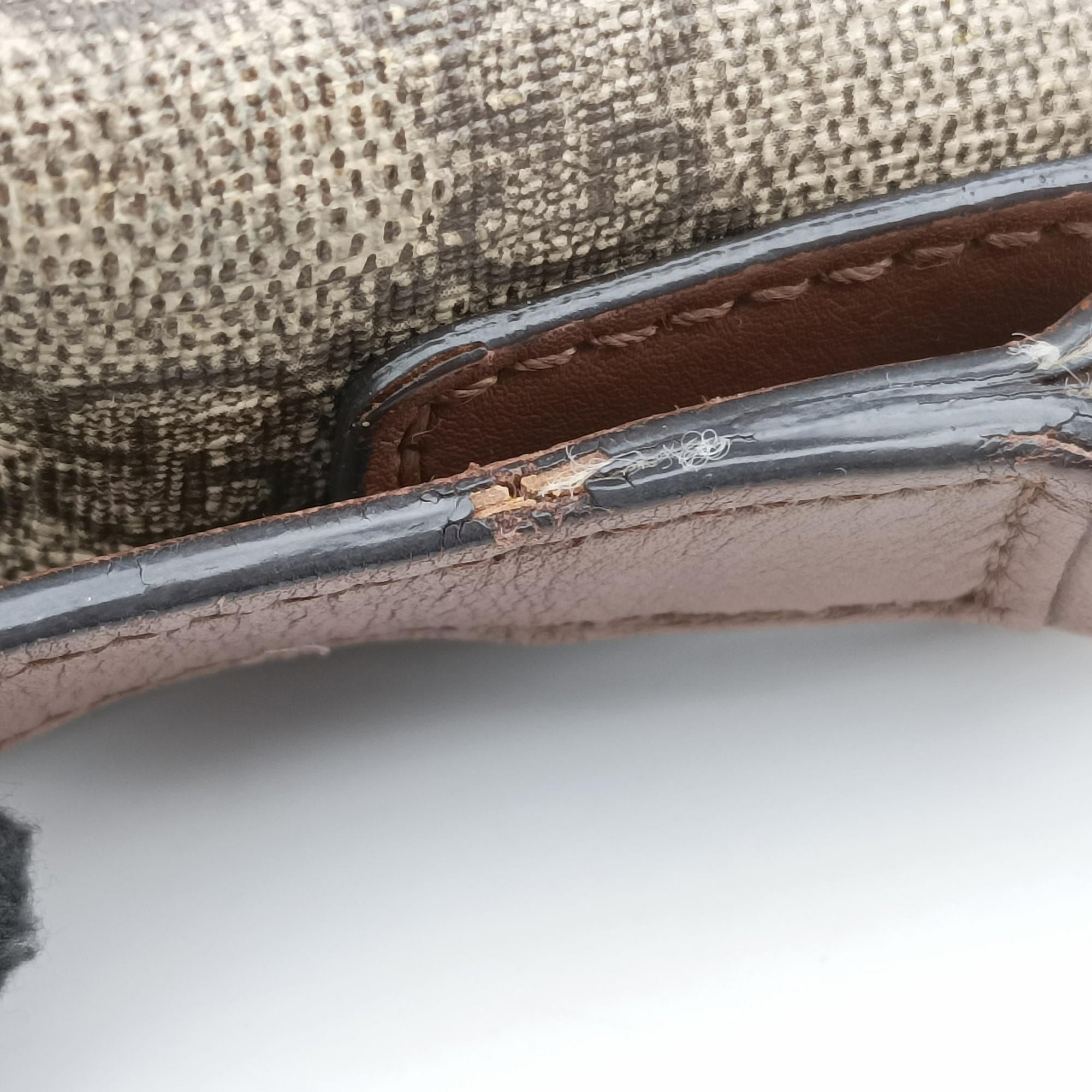 Pre-owned Gucci Sukey khaki×brown canvas × leather 336748 shoulderbag | stylenewstar