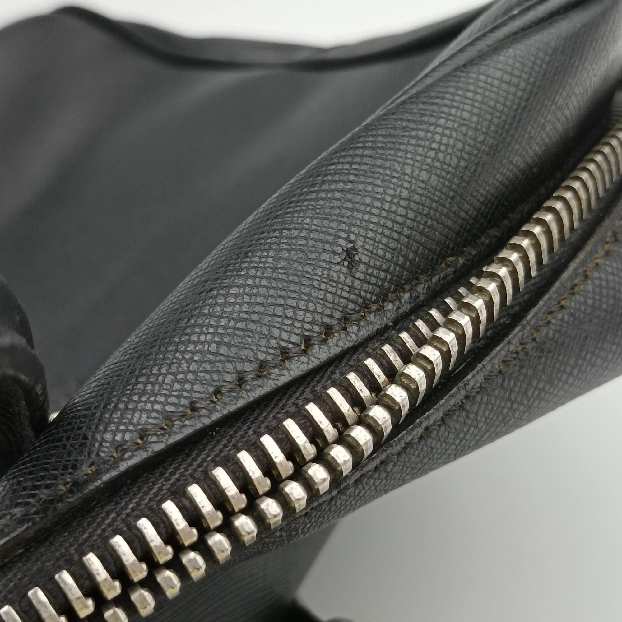 Pre-owned Prada business bag briefcase Black SAFFIANO Leather 2VE363 handbag | stylenewstar