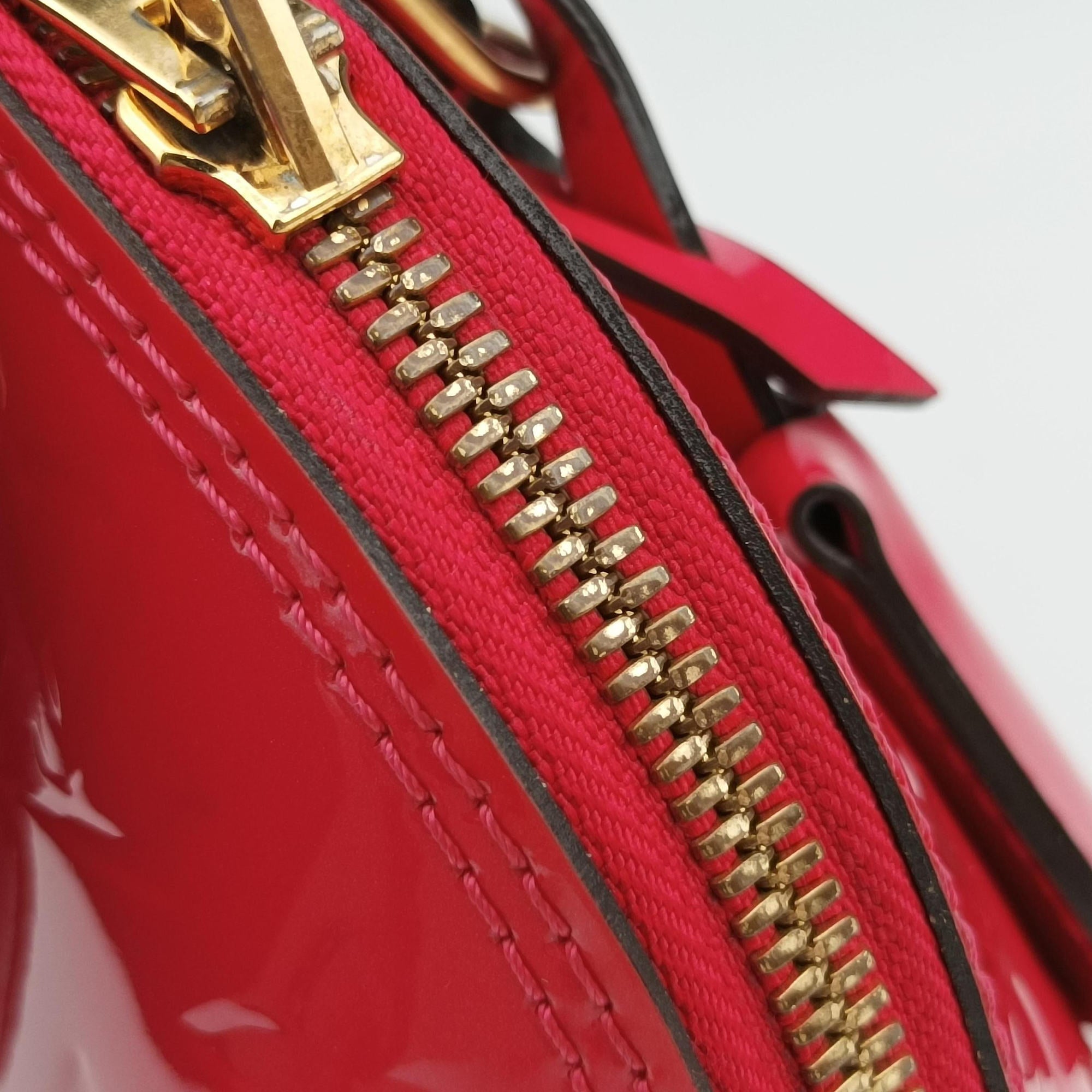 Pre-owned Louis Vuitton Alma BB ROSE INDIEN Vernis M91606 shoulderbag | stylenewstar
