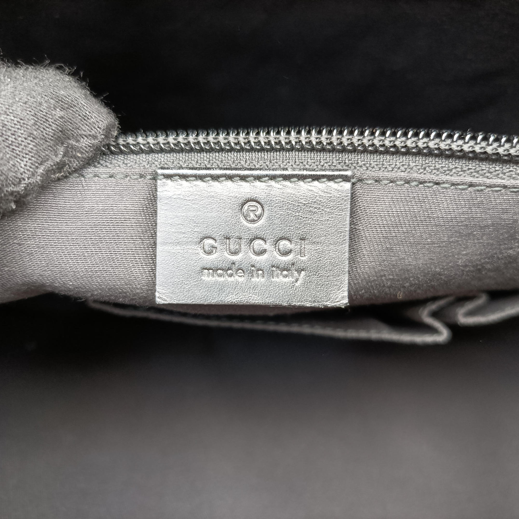 Pre-owned Gucci Guccissima briefcase Black Leather 208463 handbag | stylenewstar