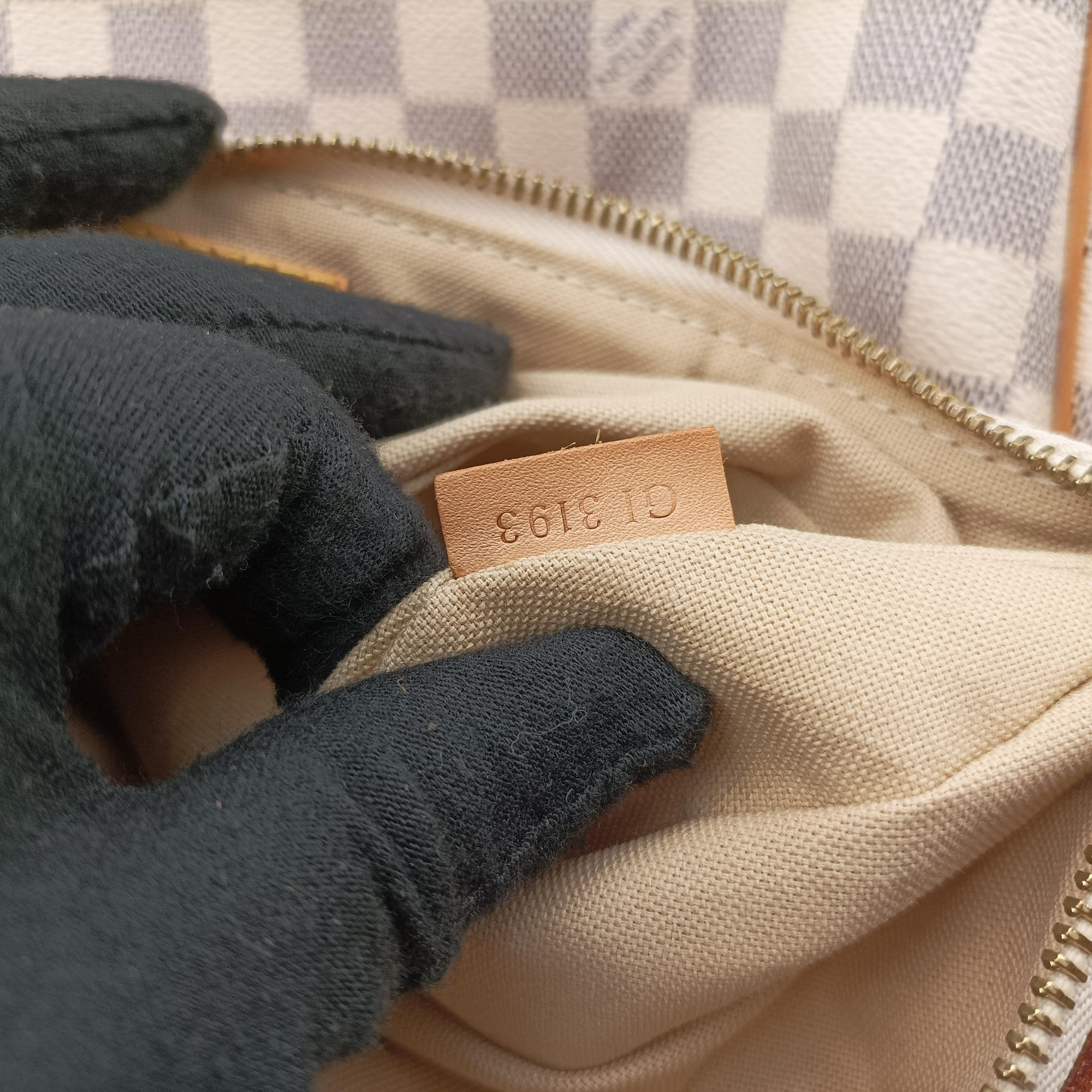 Pre-owned Louis Vuitton SIRACUSA PM Azur Damier Canvas N41113 shoulderbag | stylenewstar