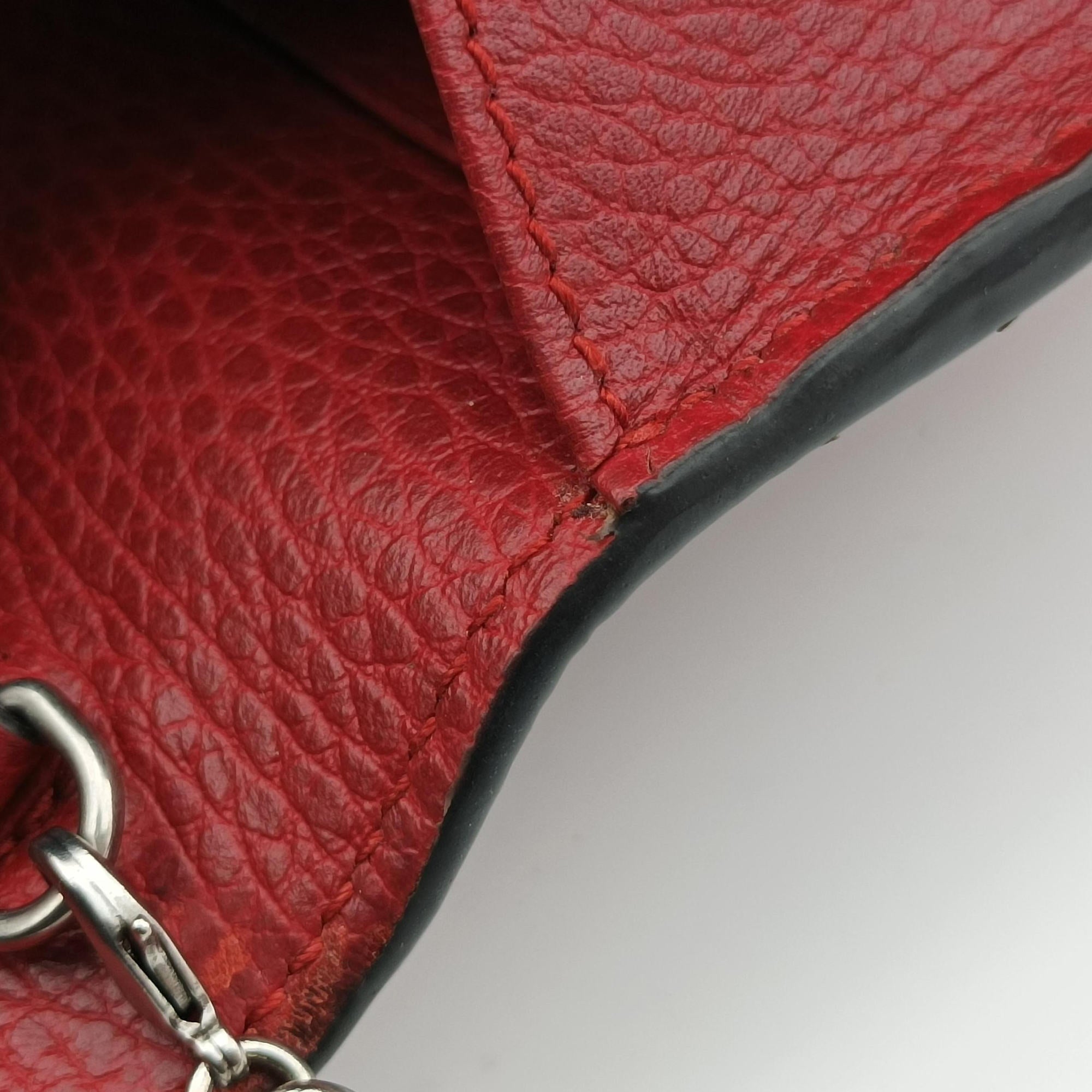 Secondhand Gucci Dionysus Red Leather 401231 shoulderbag | stylenewstar