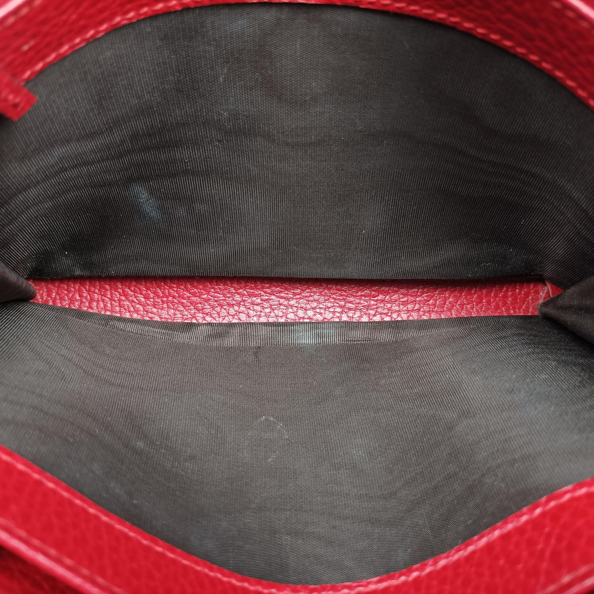 Secondhand Gucci Dionysus Red Leather 401231 shoulderbag | stylenewstar