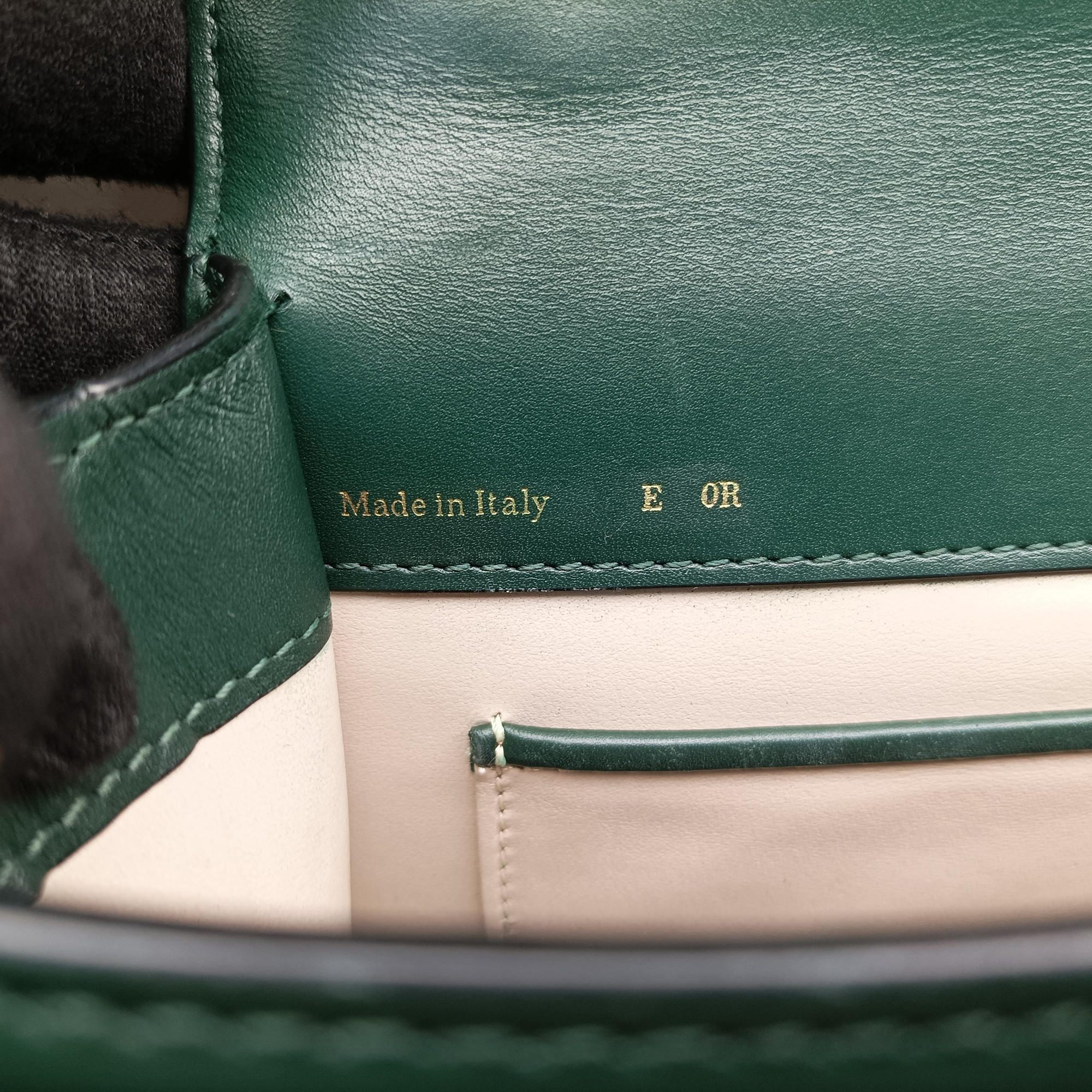 Pre-owned Valextra Iside Verde Bosco Millepunte Calf Leather  shoulderbag | stylenewstar
