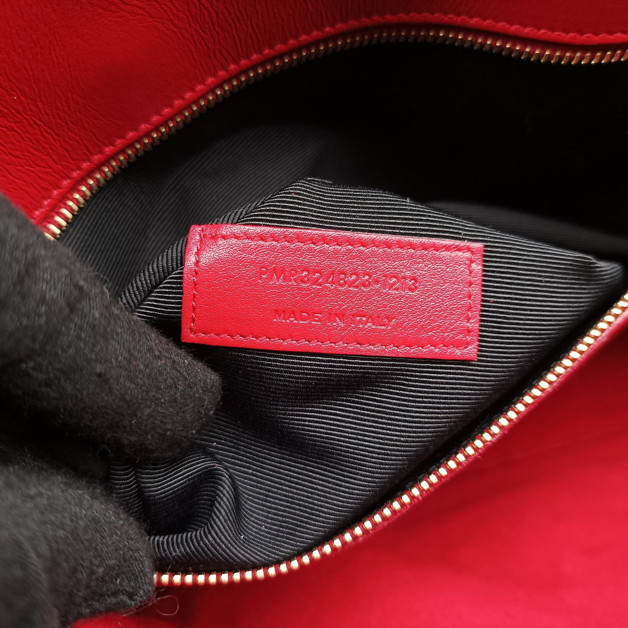 Pre-owned Yves Saint Laurent SAC DE JOUR Red Leather 324823 shoulderbag | stylenewstar