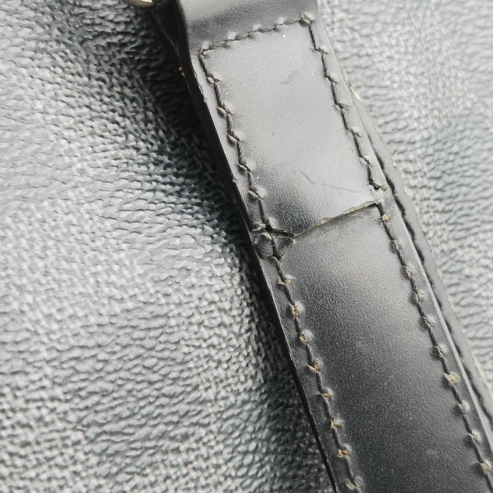 Pre-owned Louis Vuitton TADAO Noir Damier Graphite N51192 shoulderbag | stylenewstar