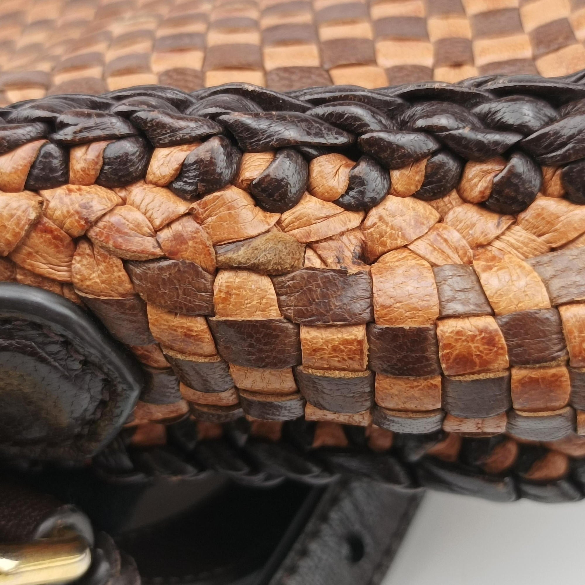 Pre-owned Prada MADRAS Brown Leather BT781V shoulderbag | stylenewstar