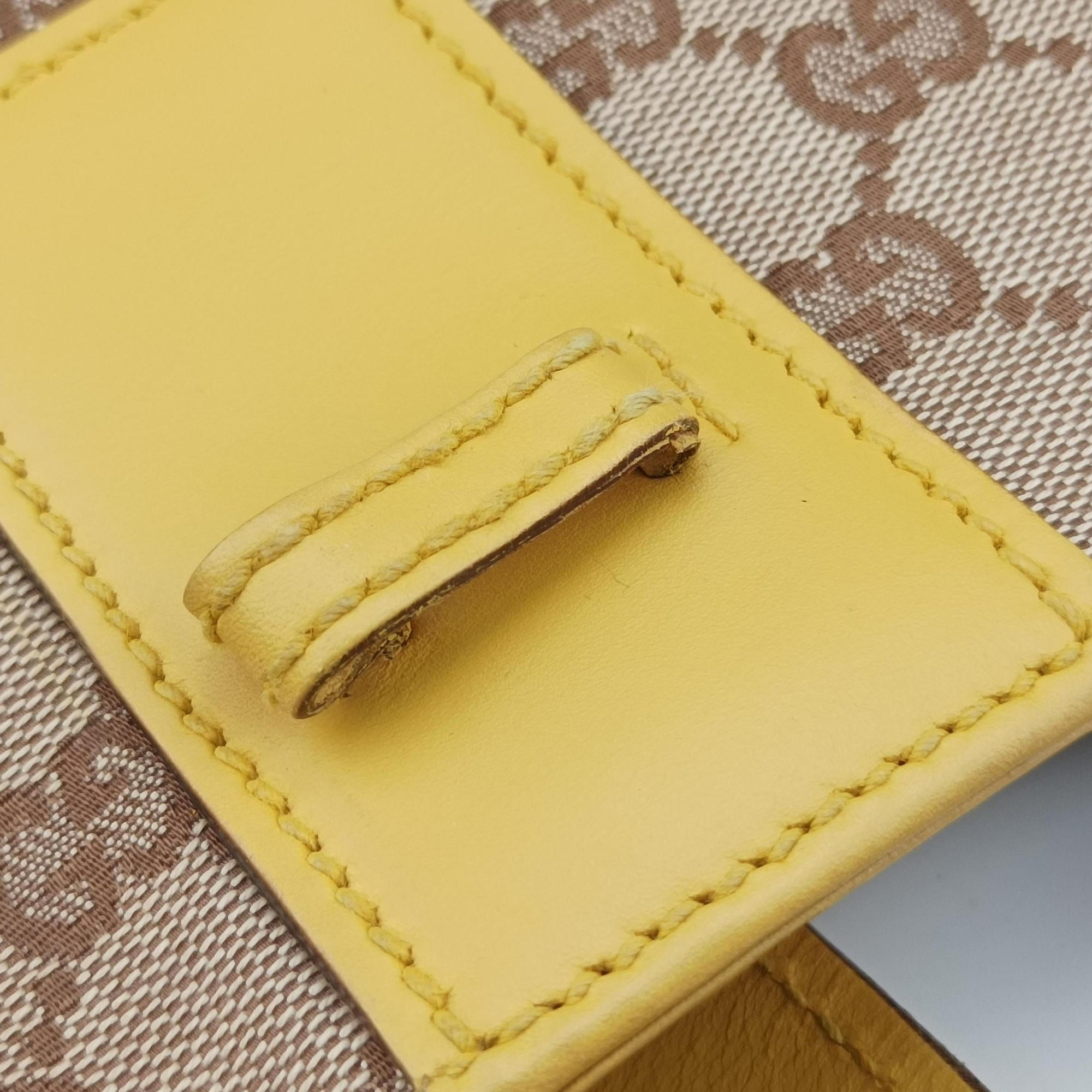 Vintage Gucci GG Canvas Beige × Yellow Canvas 109101 handbag | stylenewstar