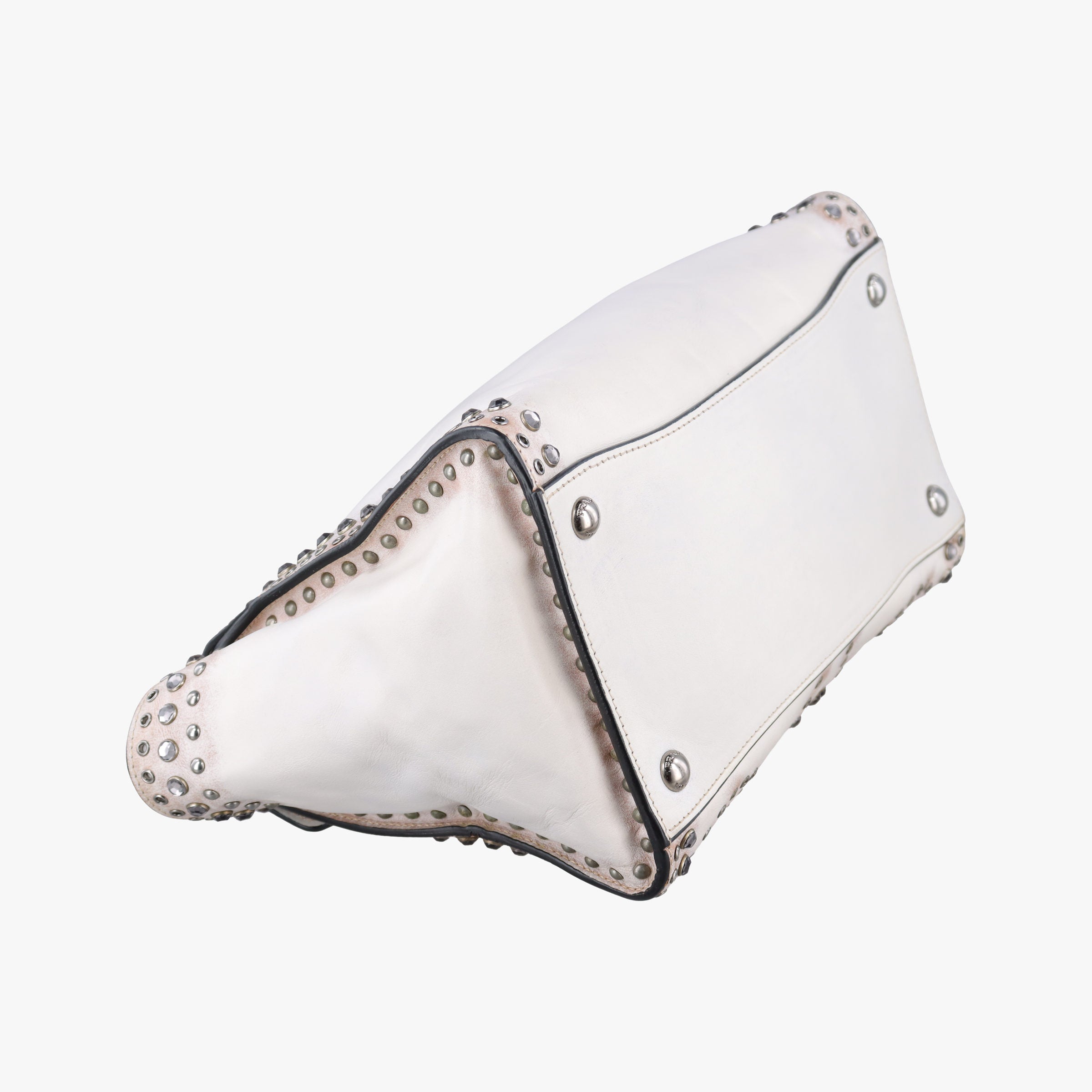 Pre-owned Prada Vitello Vintage Studded Sound White Leather  shoulderbag | stylenewstar