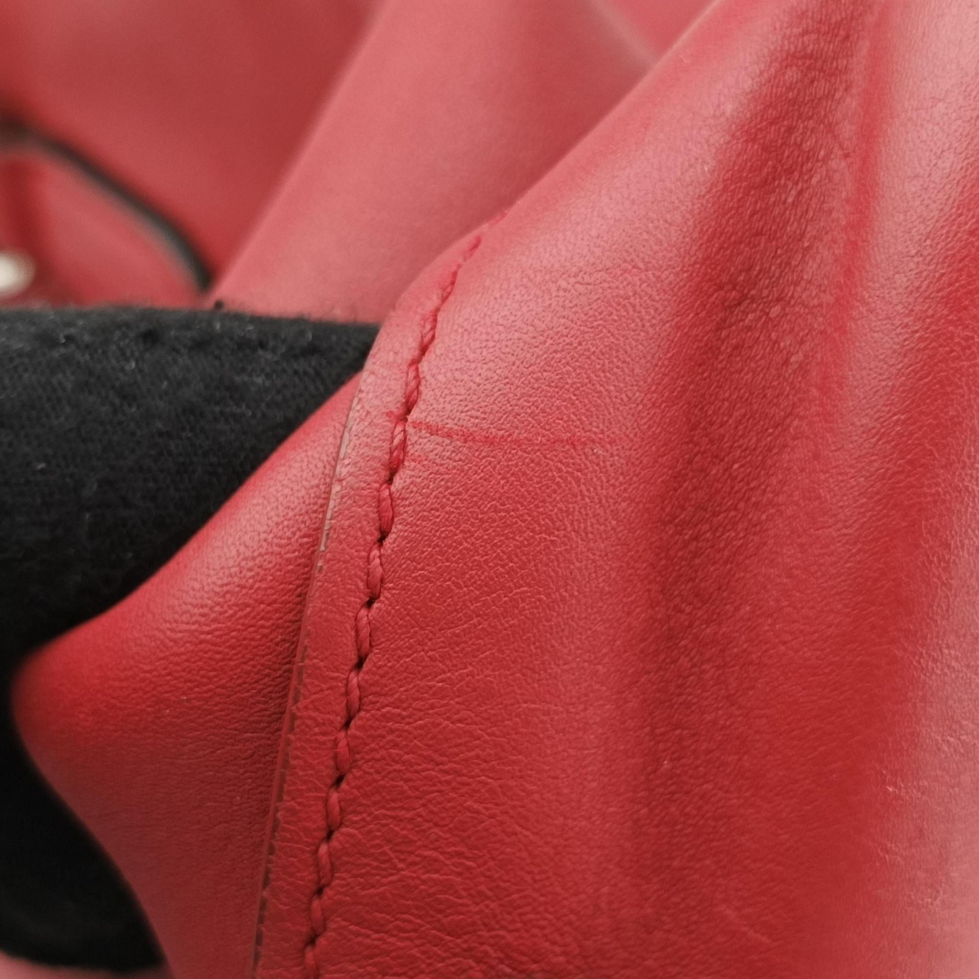 Pre-owned Prada Tassel Drawstring Bucket Red leather BR5069 shoulderbag | stylenewstar