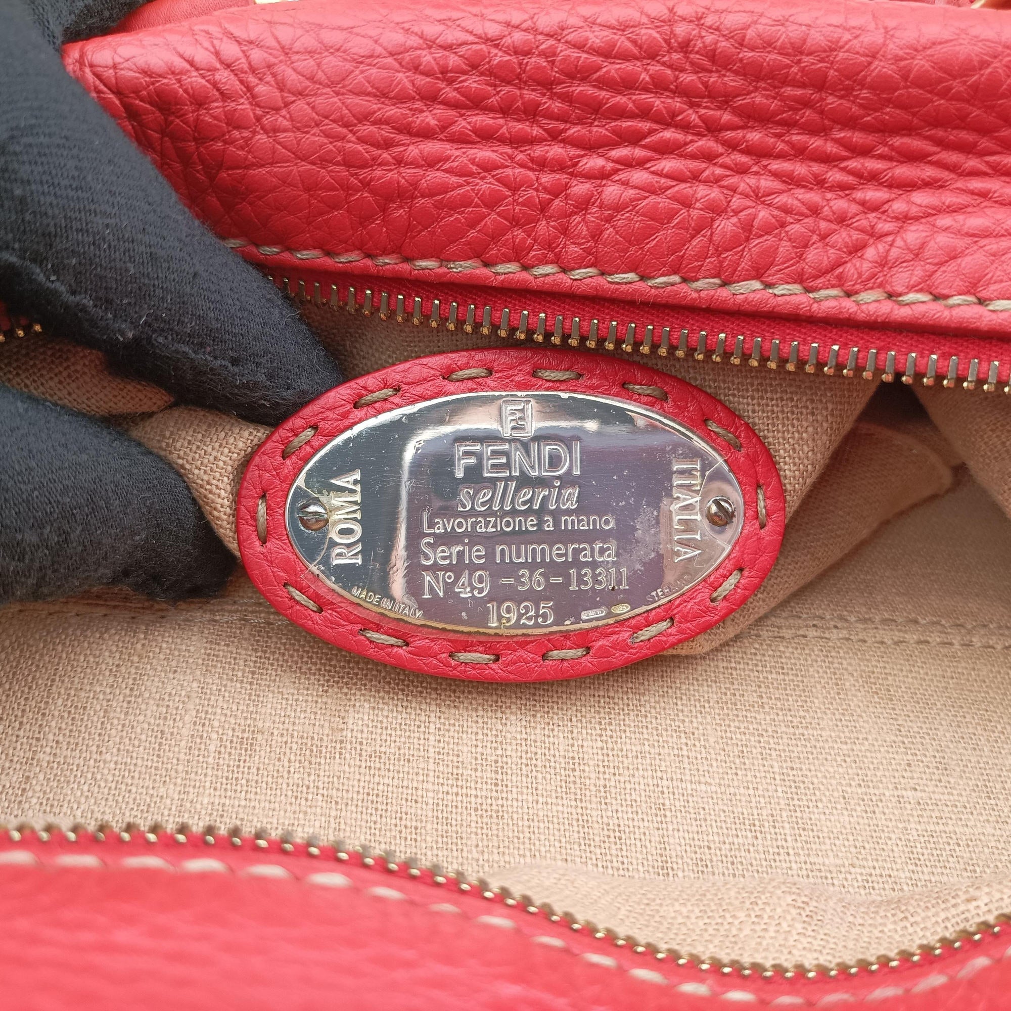 Vintage Fendi Forever Bauletto Red Leather 8BL108 shoulderbag | stylenewstar