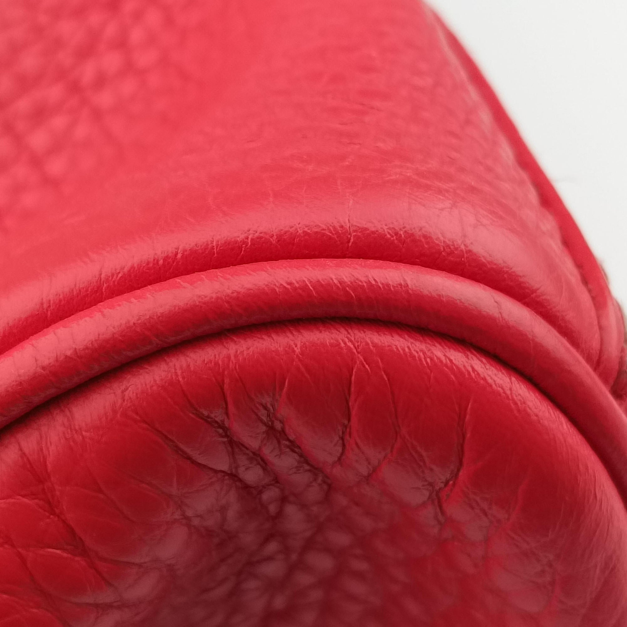 Vintage Fendi Forever Bauletto Red Leather 8BL108 shoulderbag | stylenewstar