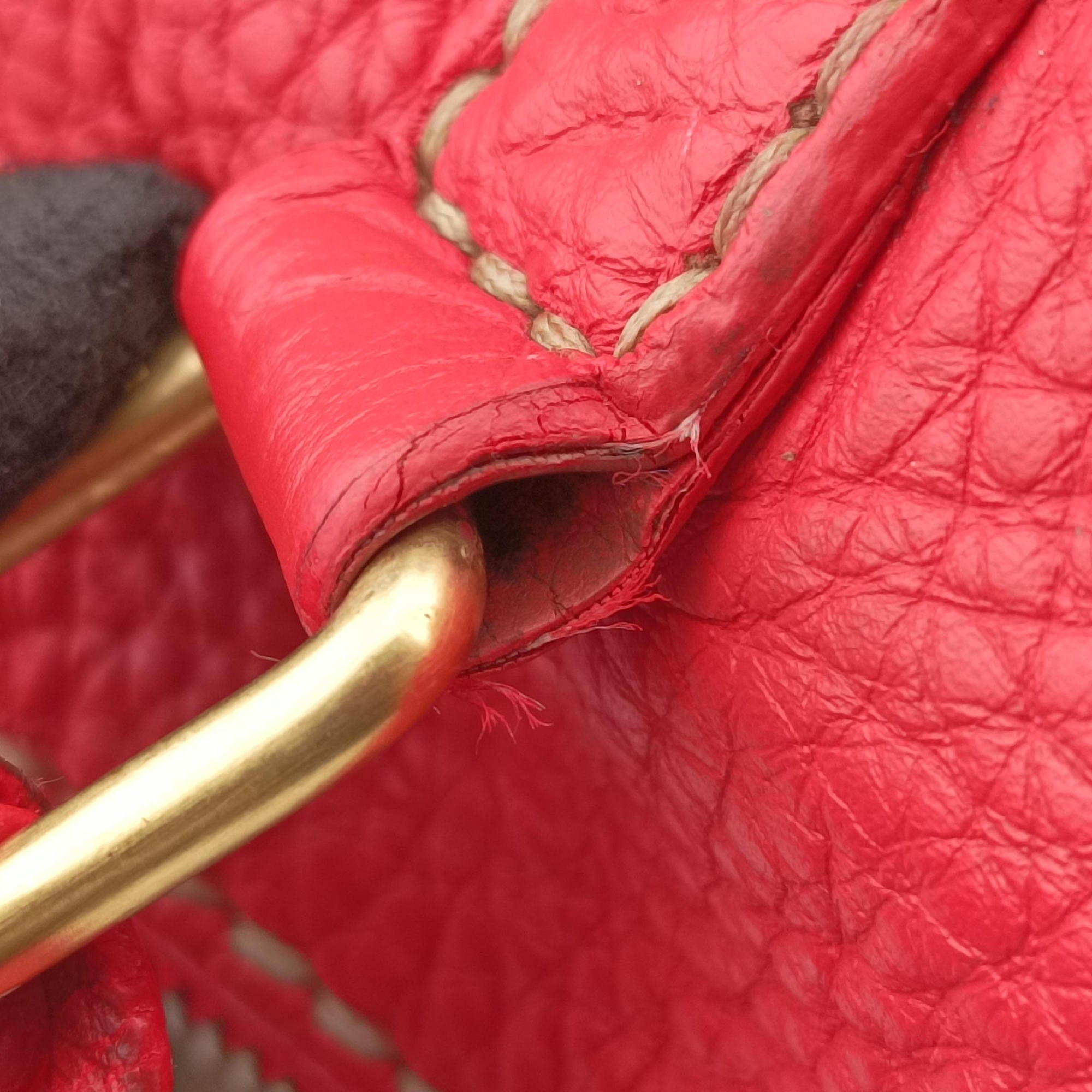 Vintage Fendi Forever Bauletto Red Leather 8BL108 shoulderbag | stylenewstar