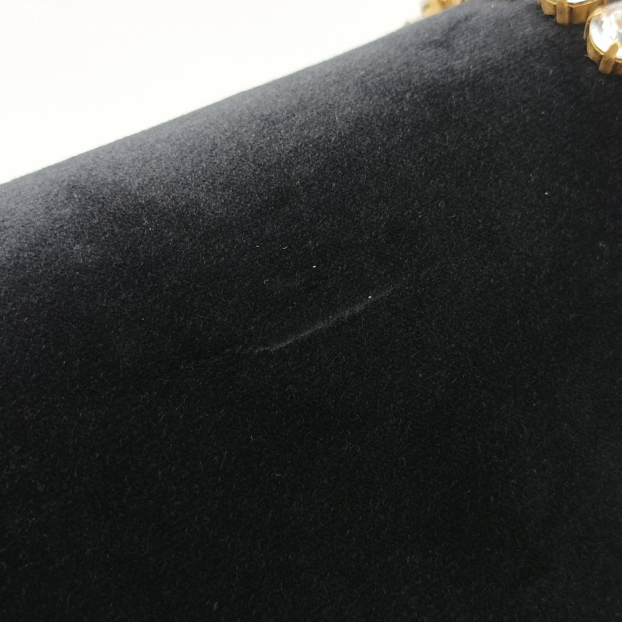 Pre-owned Gucci Broadway Black velour 489218 shoulderbag | stylenewstar
