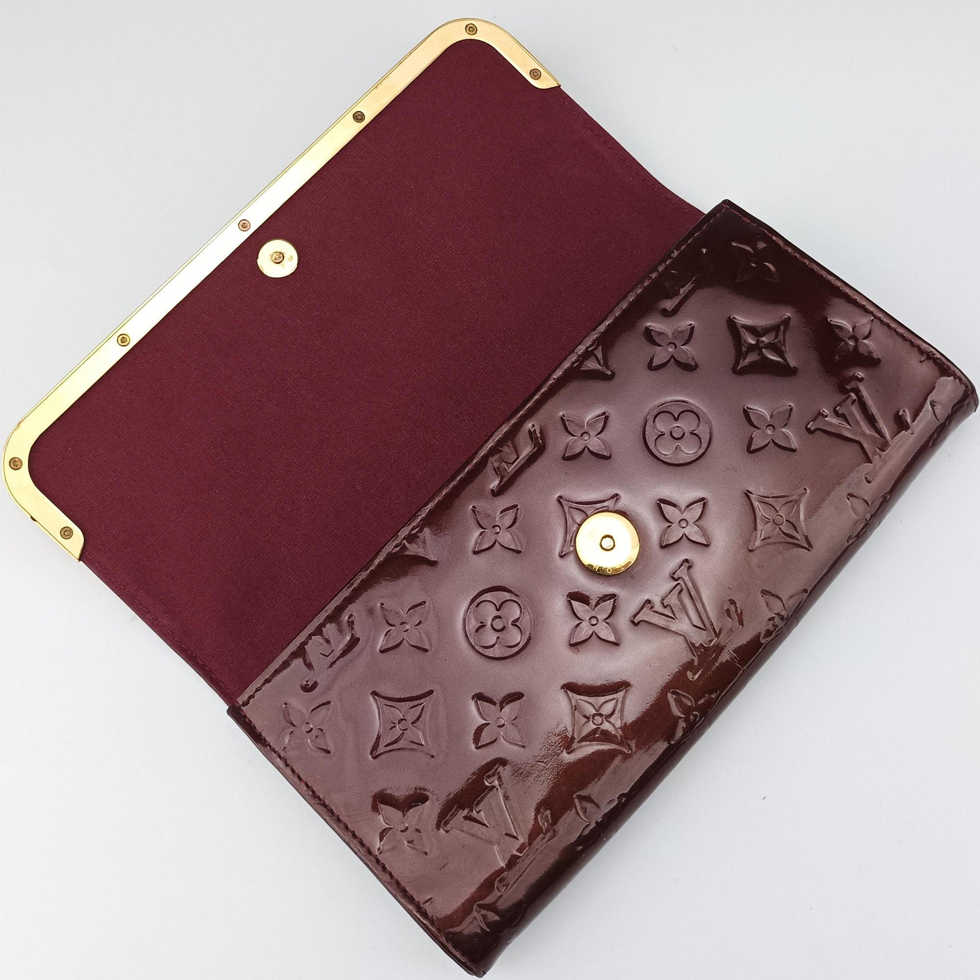 Secondhand Louis Vuitton Clutch Ana Amarante Vernis M91549 shoulderbag | stylenewstar