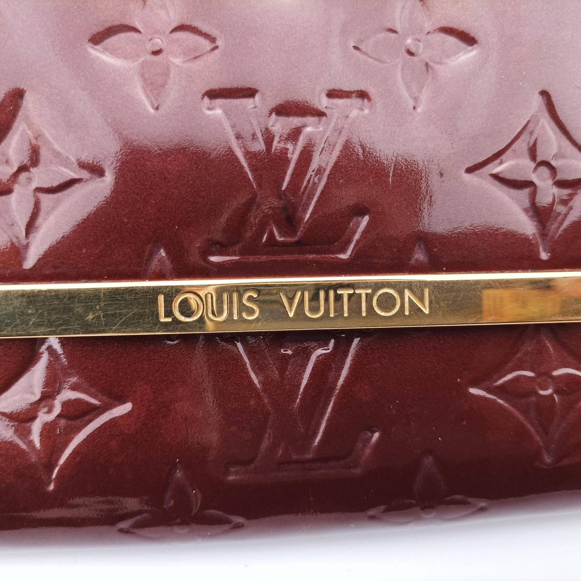 Secondhand Louis Vuitton Clutch Ana Amarante Vernis M91549 shoulderbag | stylenewstar