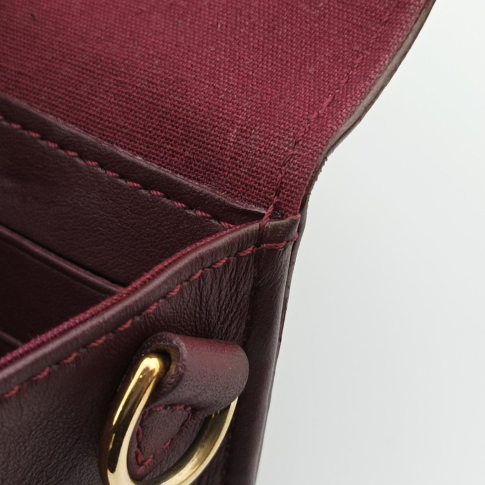 Secondhand Louis Vuitton Clutch Ana Amarante Vernis M91549 shoulderbag | stylenewstar
