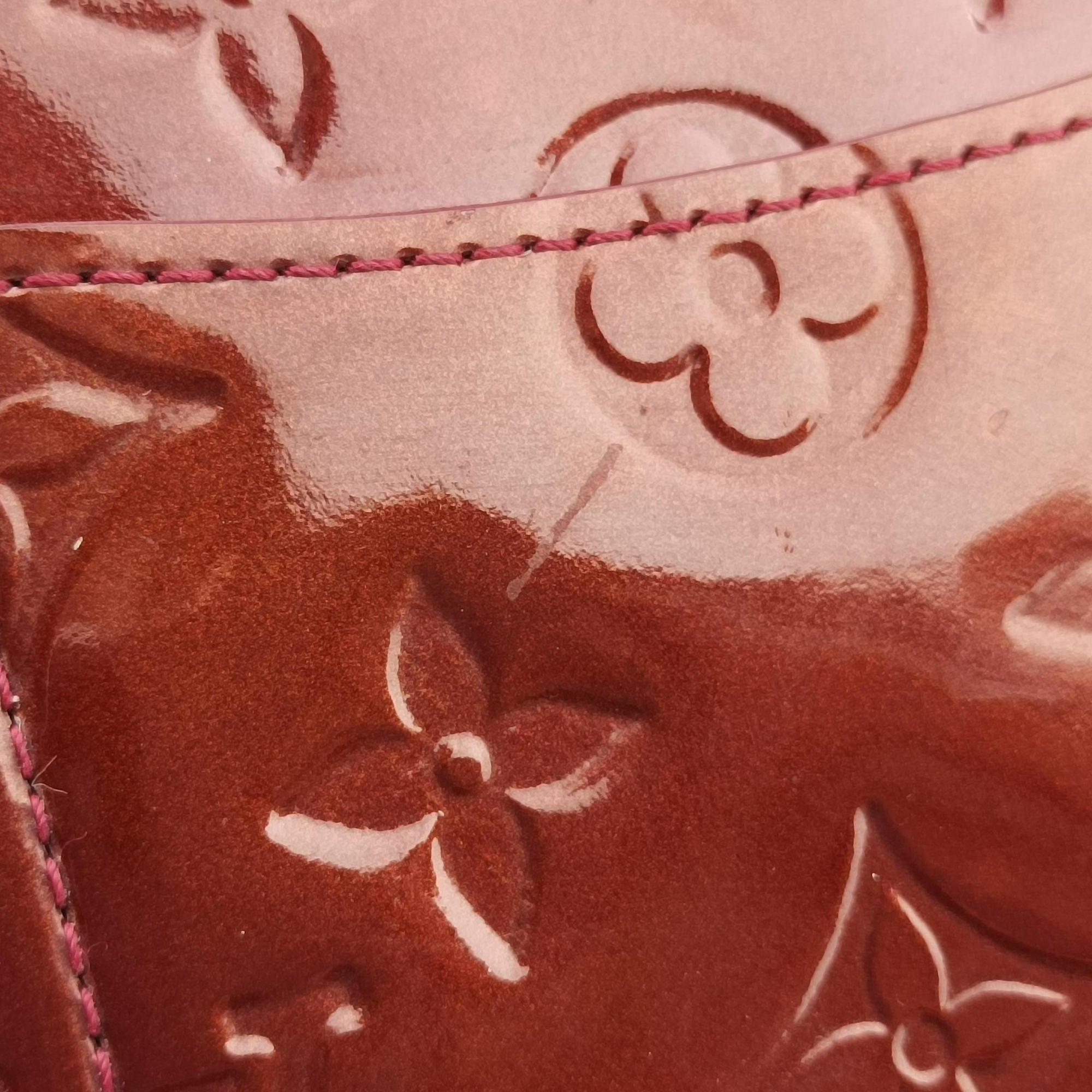 Secondhand Louis Vuitton Clutch Ana Amarante Vernis M91549 shoulderbag | stylenewstar