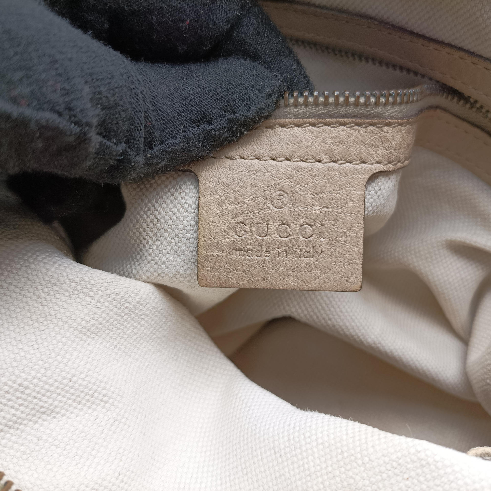 Vintage Gucci Miss GG Hobo beige×White canvas×leather 326514 handbag | stylenewstar
