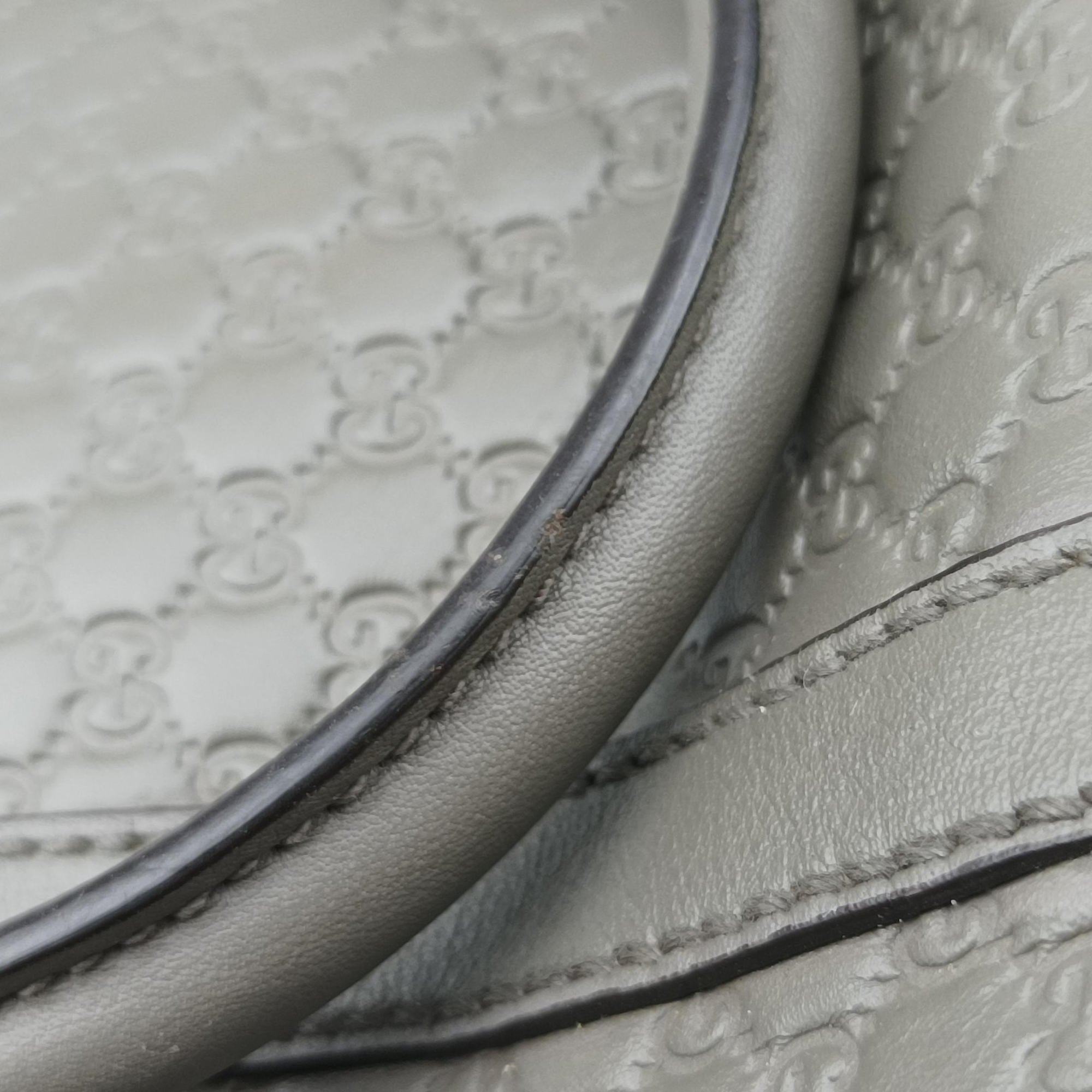 Pre-owned Gucci Microguccissima Grey Leather 449654 shoulderbag | stylenewstar
