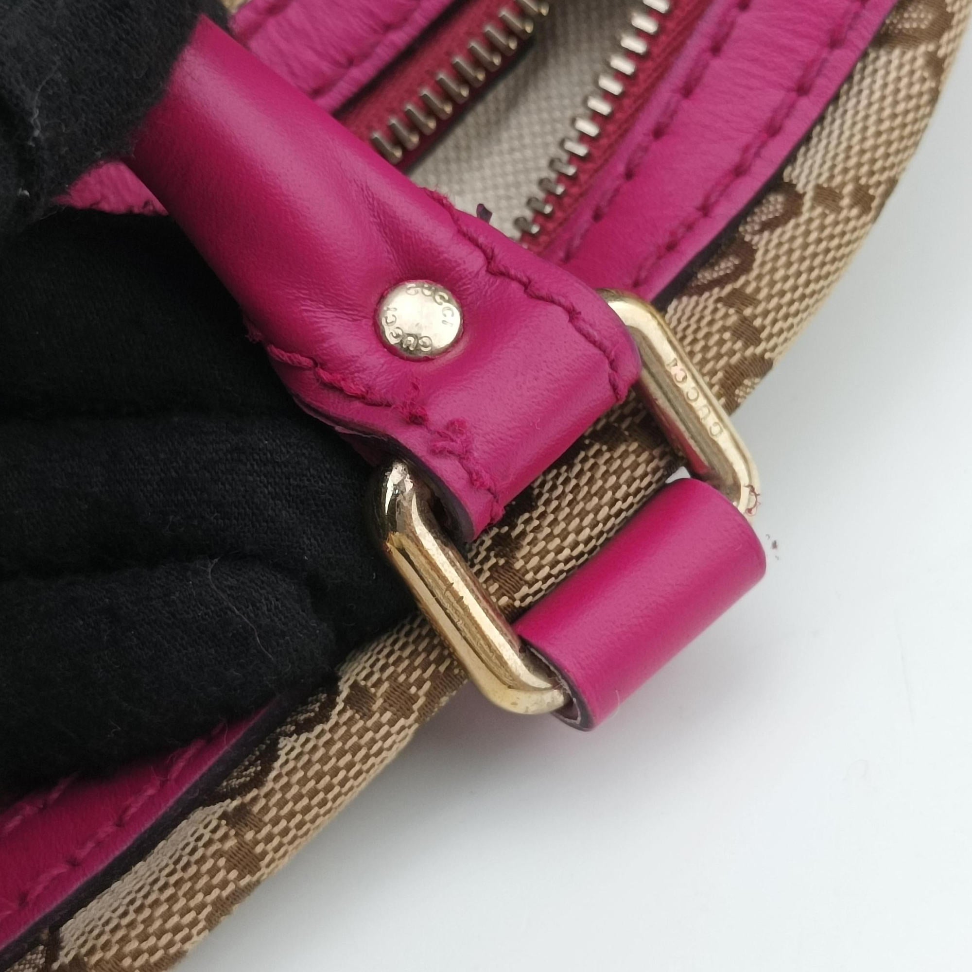 Pre-owned Gucci Sherry Line beige×rose canvas×leather 247205 shoulderbag | stylenewstar