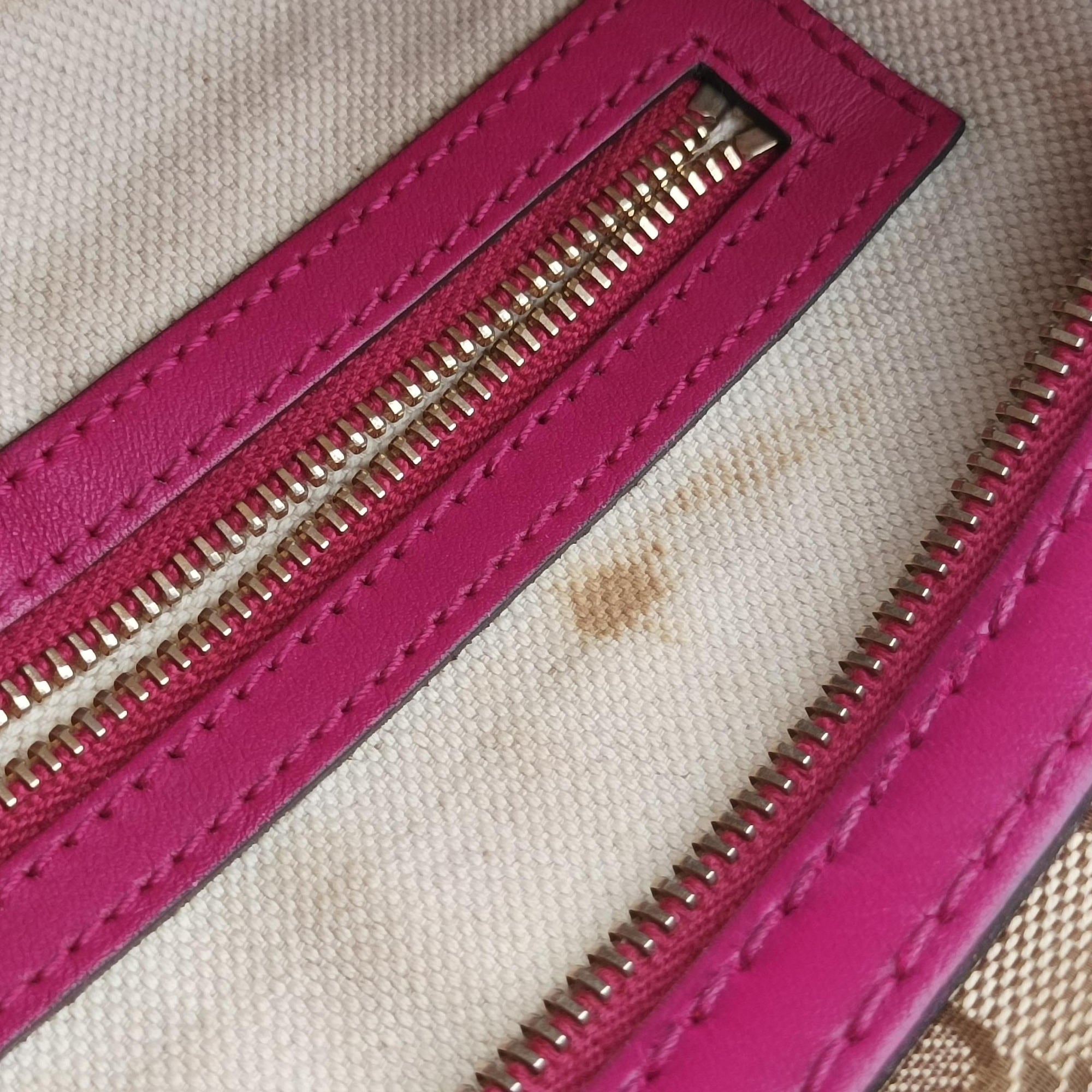Pre-owned Gucci Sherry Line beige×rose canvas×leather 247205 shoulderbag | stylenewstar