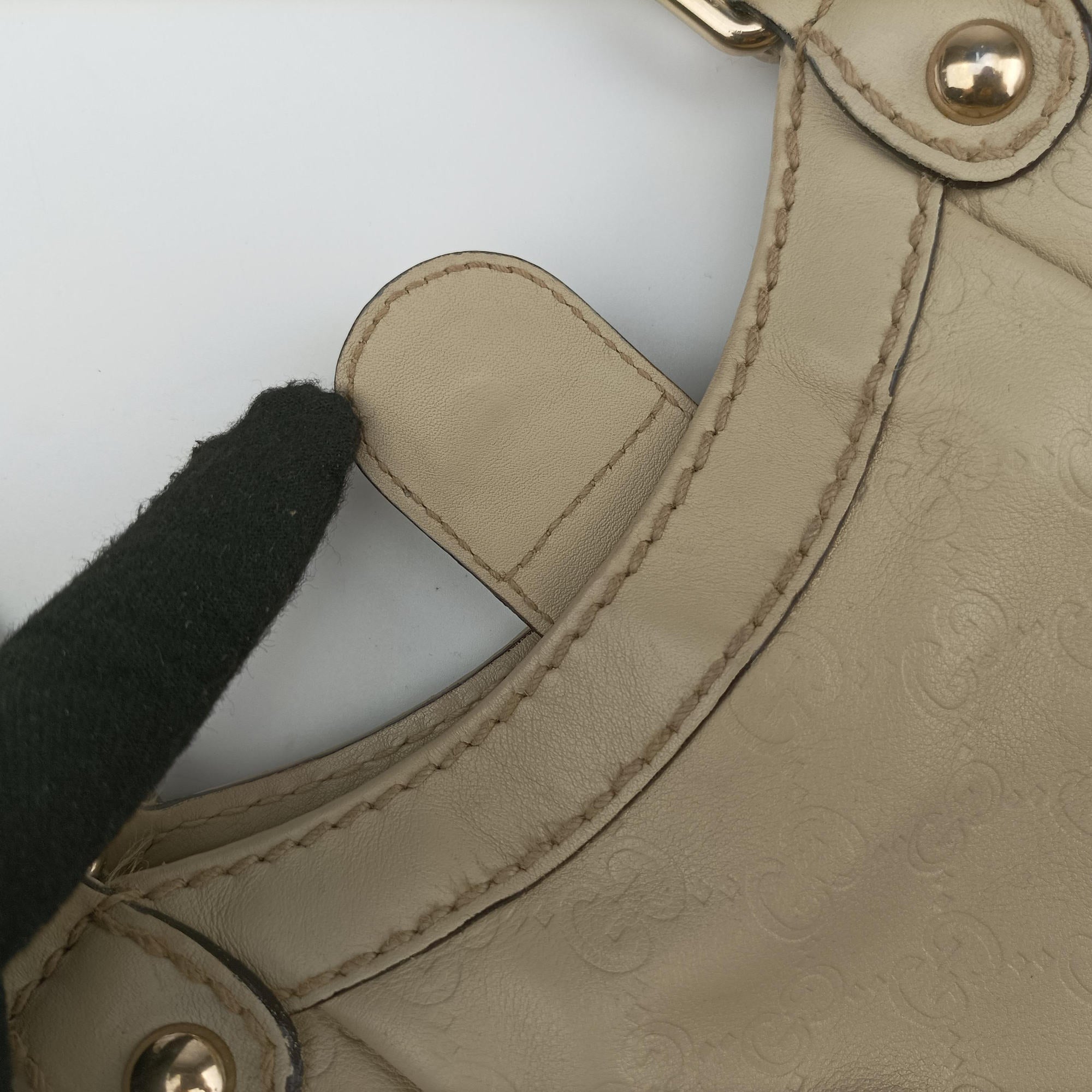 Secondhand Gucci Sukey White Leather 211944 handbag | stylenewstar