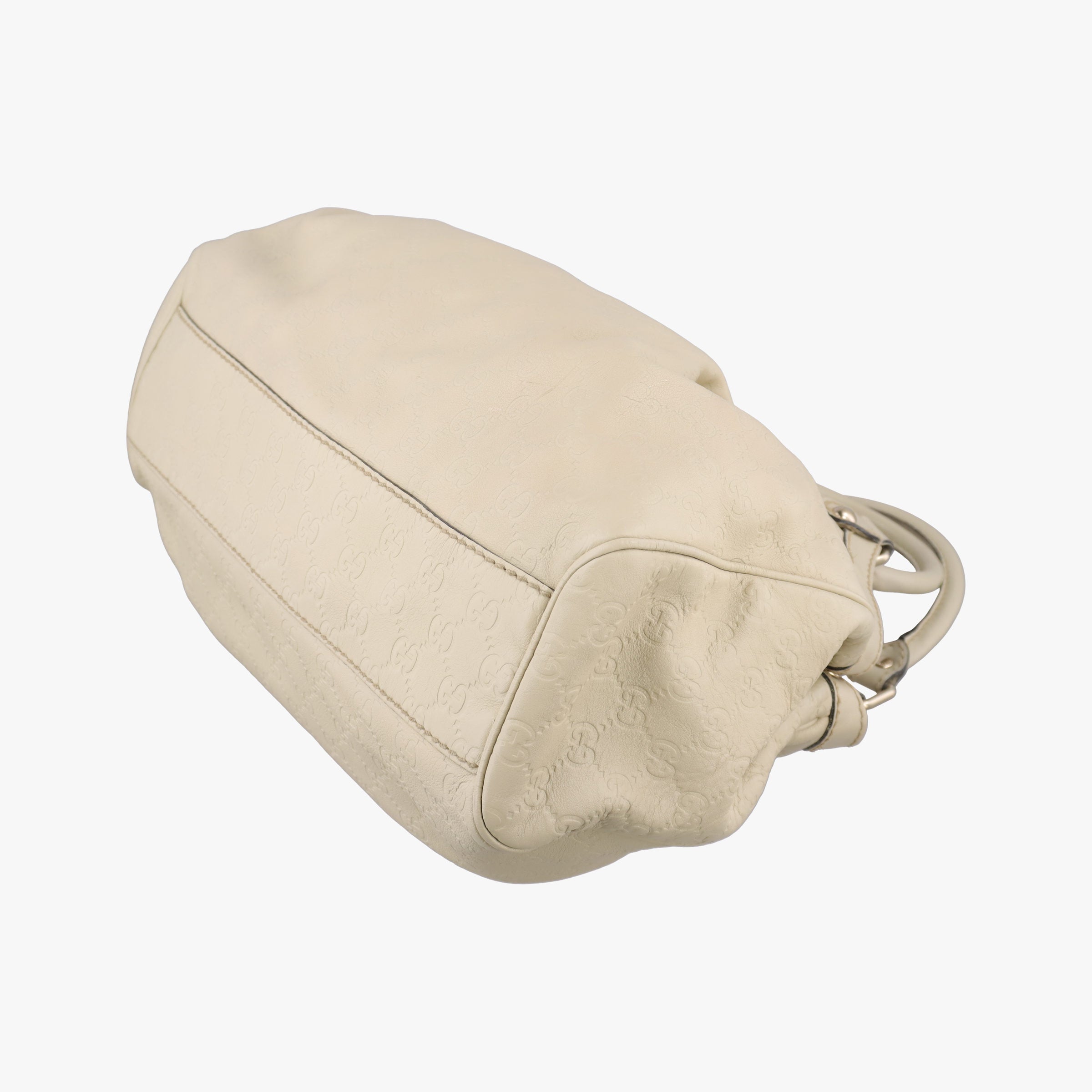 Secondhand Gucci Sukey White Leather 211944 handbag | stylenewstar