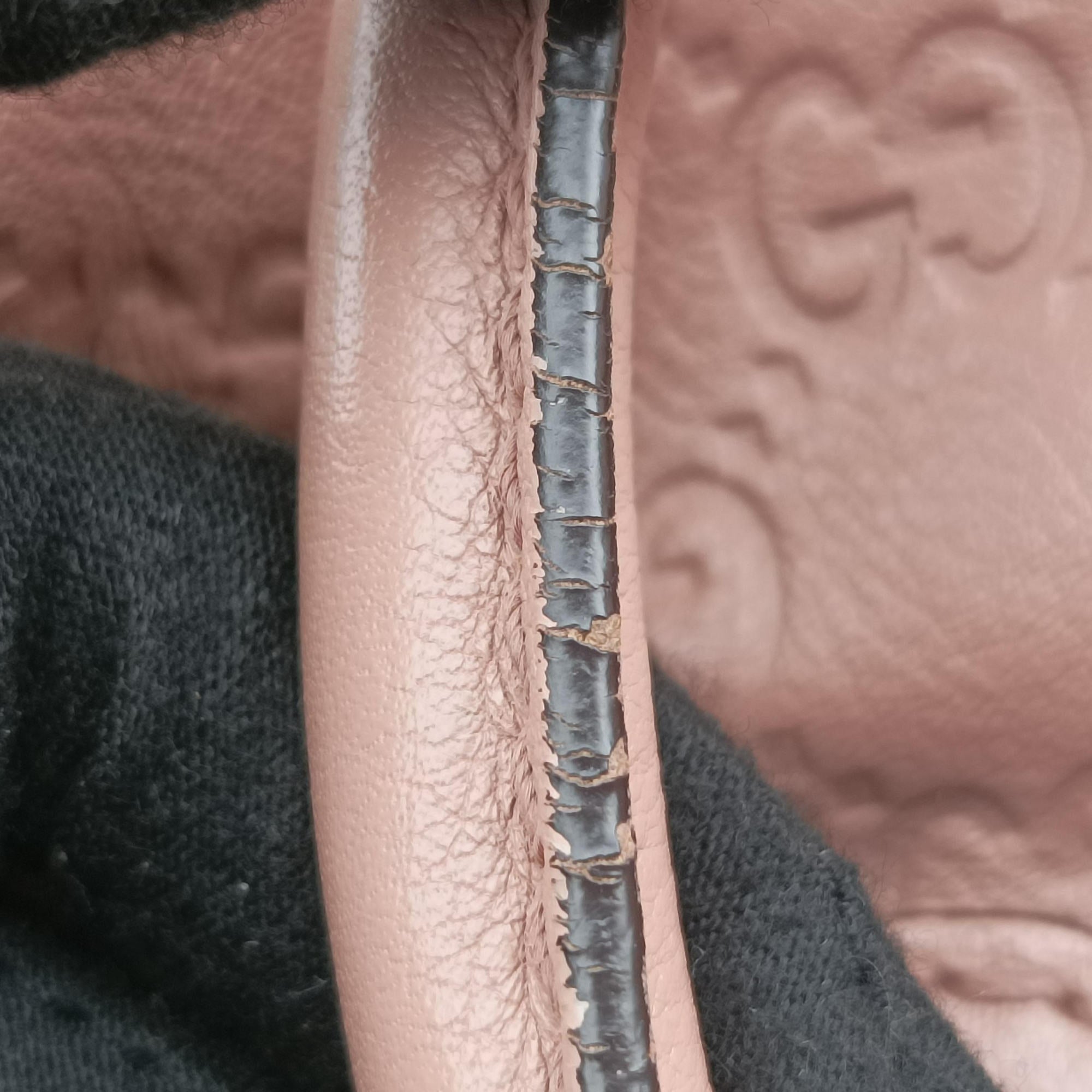 Pre-owned Gucci Sukey Pink Leather 247902 handbag | stylenewstar