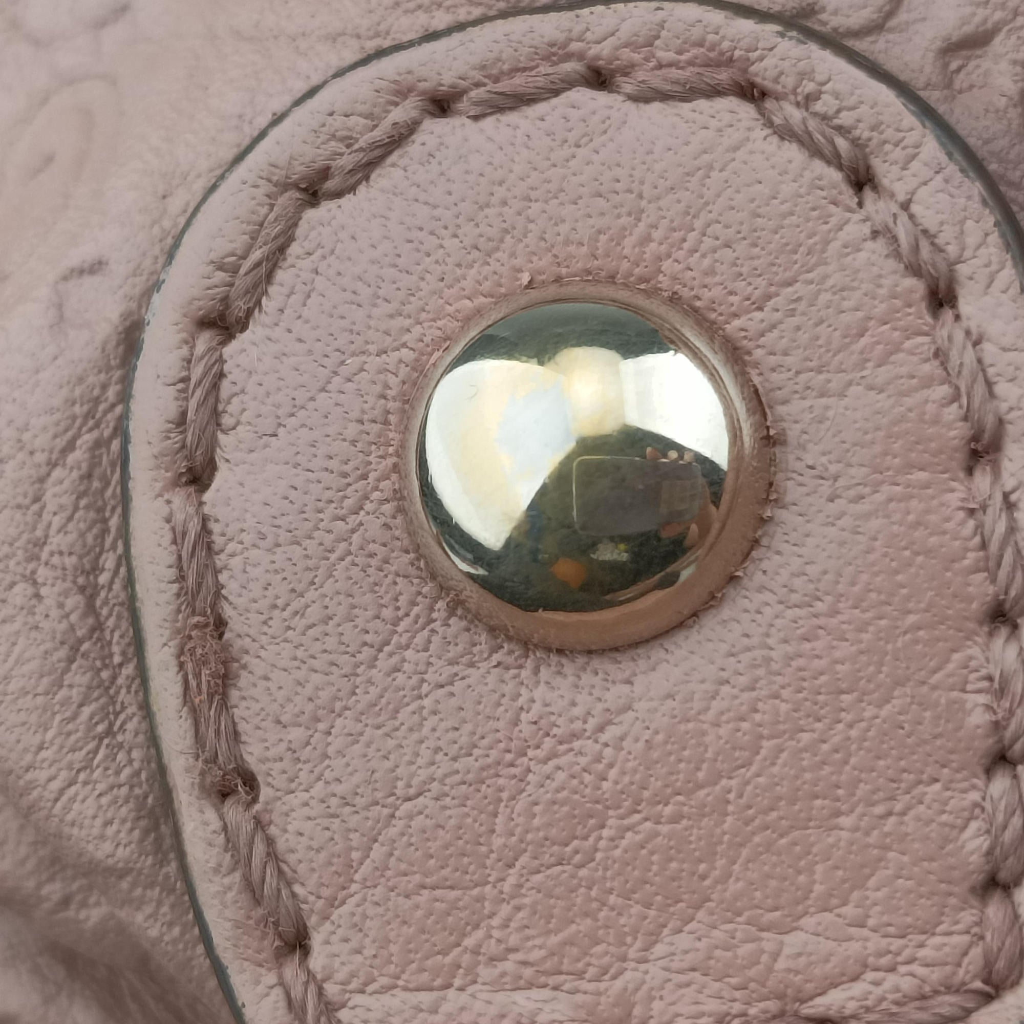Pre-owned Gucci Sukey Pink Leather 247902 handbag | stylenewstar