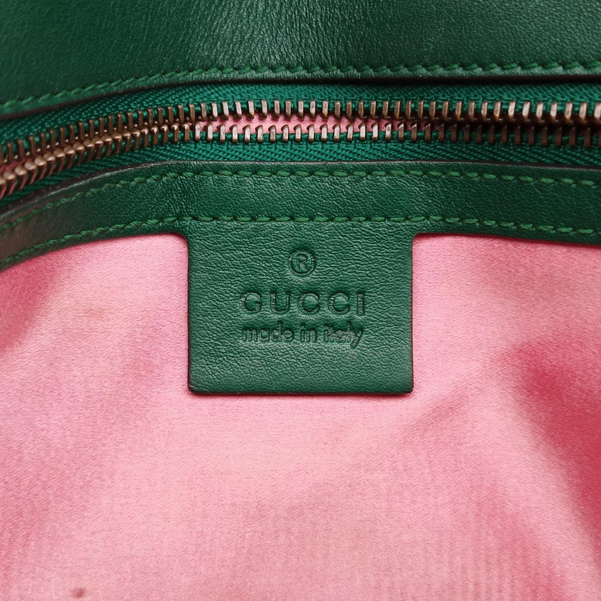 Pre-owned Gucci GG Marmont Green velour 443497 shoulderbag | stylenewstar