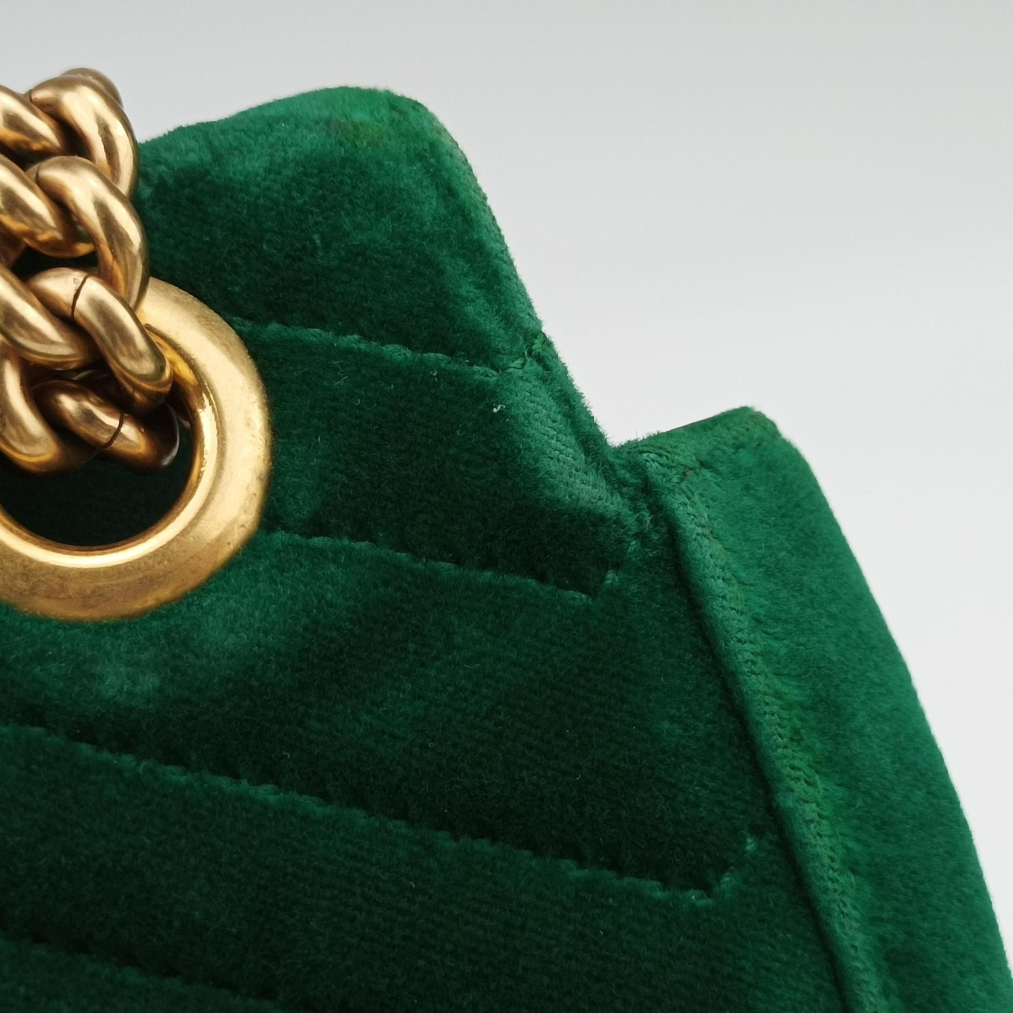 Pre-owned Gucci GG Marmont Green velour 443497 shoulderbag | stylenewstar
