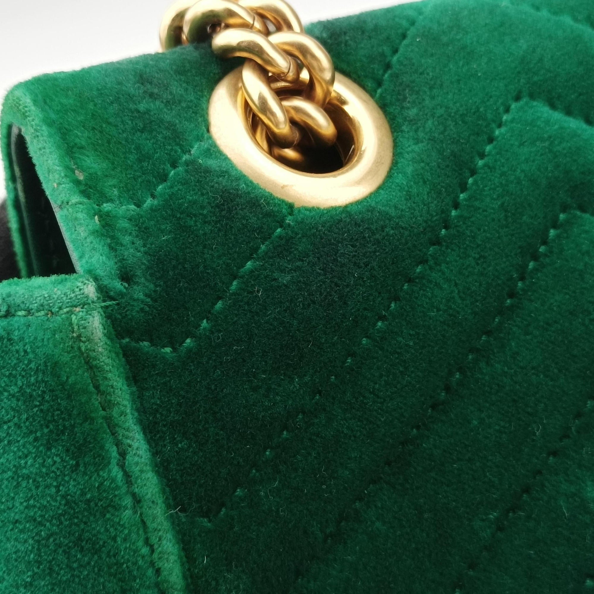Pre-owned Gucci GG Marmont Green velour 443497 shoulderbag | stylenewstar