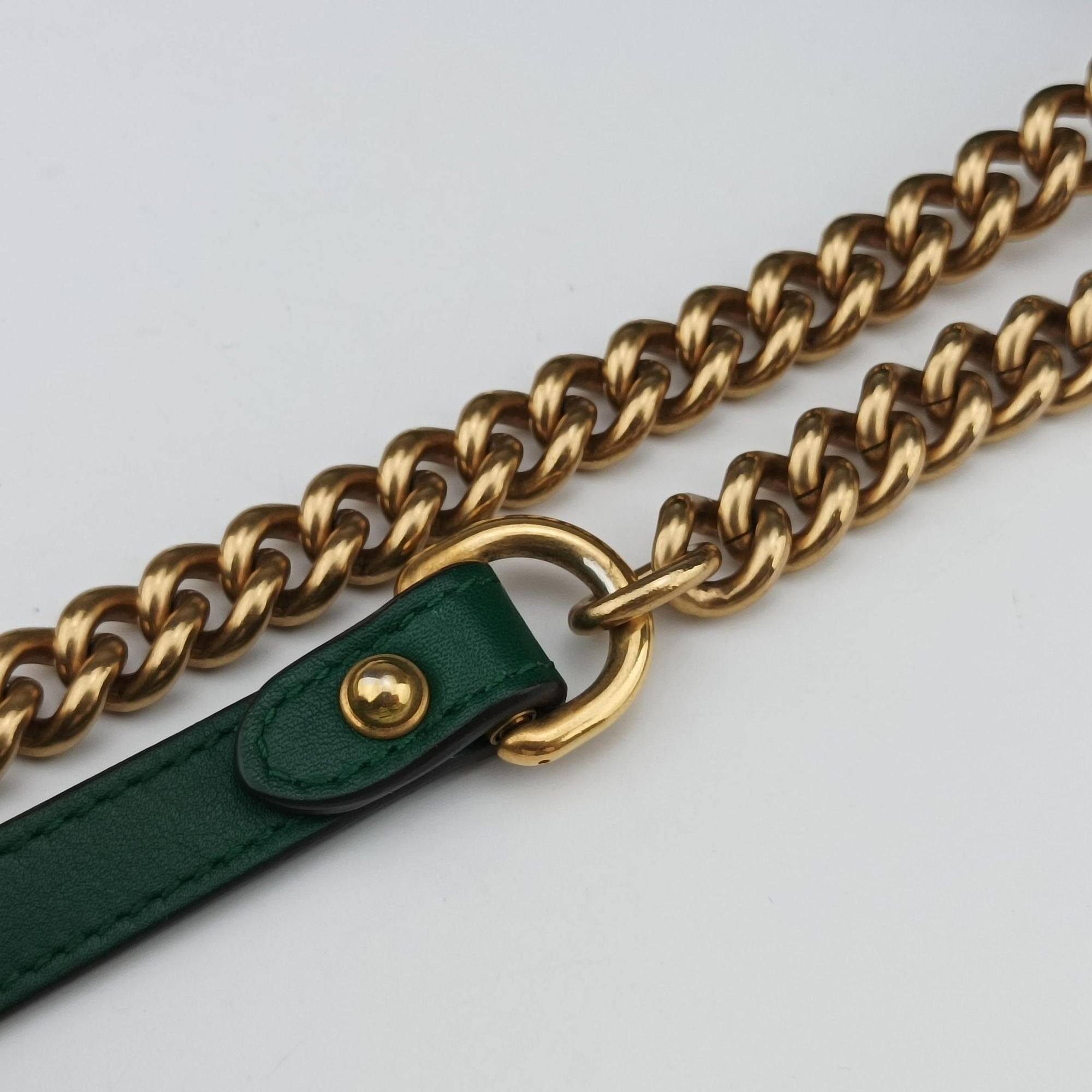Pre-owned Gucci GG Marmont Green velour 443497 shoulderbag | stylenewstar